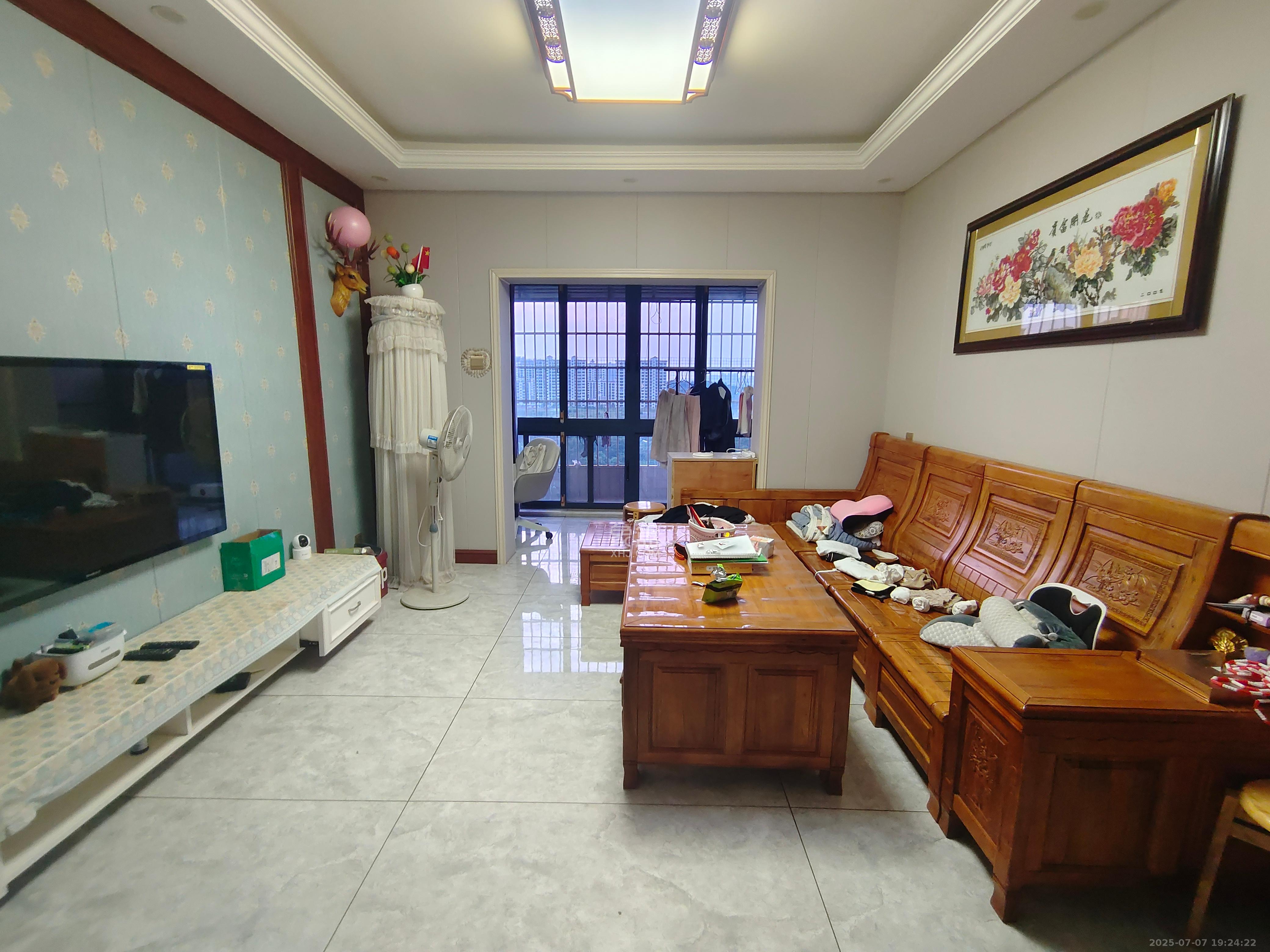 荷韵园  2室2厅1卫   1700.00元/月室内图1