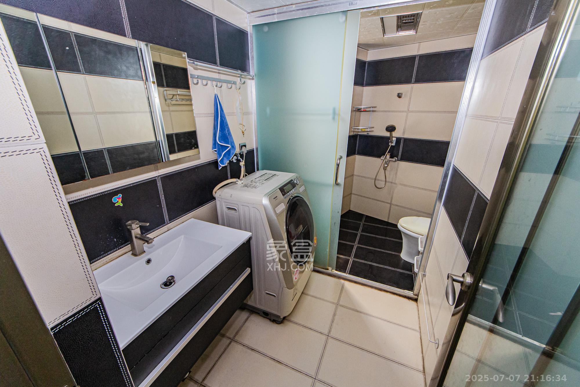 北辰三角洲D3区  1室2厅2卫    230.0万 北辰三角洲D3区  1室2厅2卫    230.0万卫生间