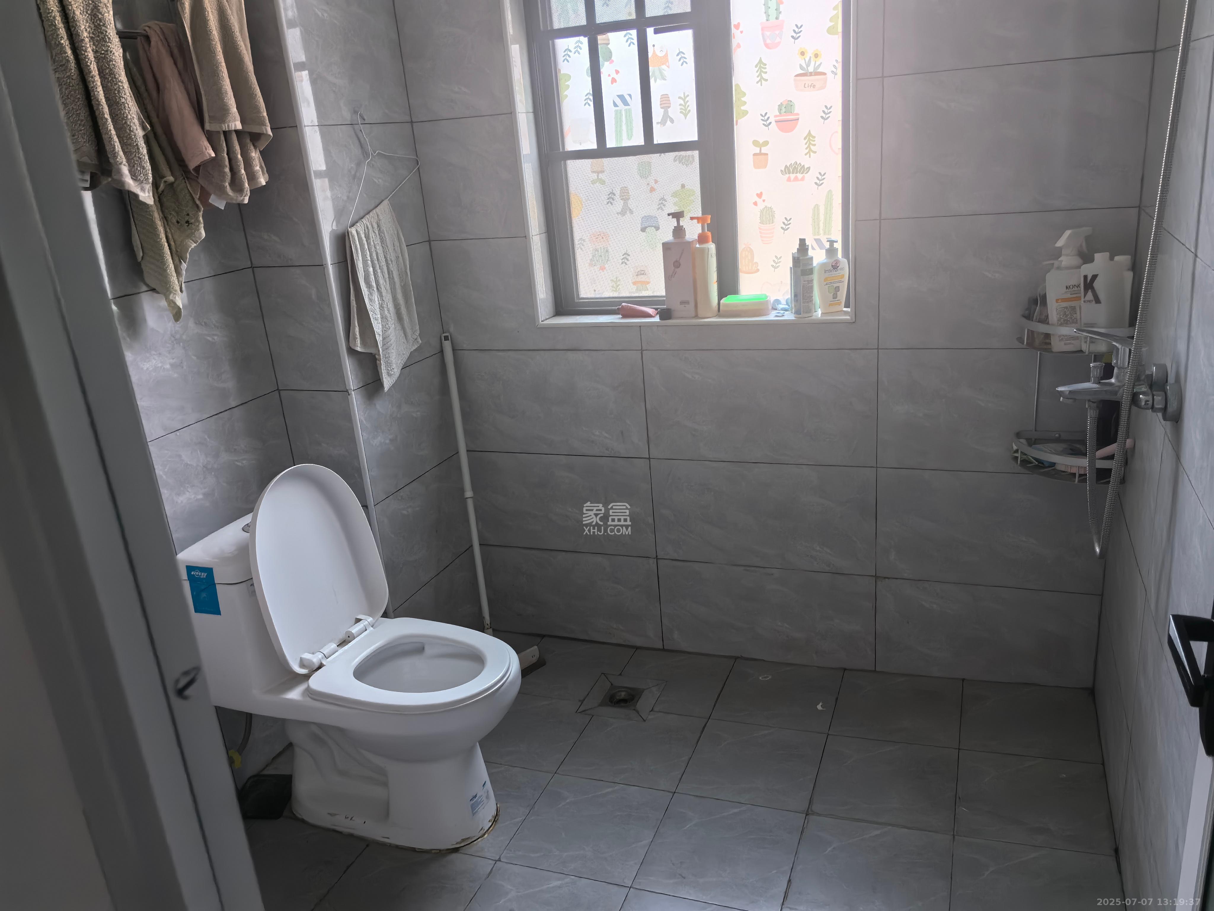 水墨林溪  4室2厅2卫   3600.00元/月室内图