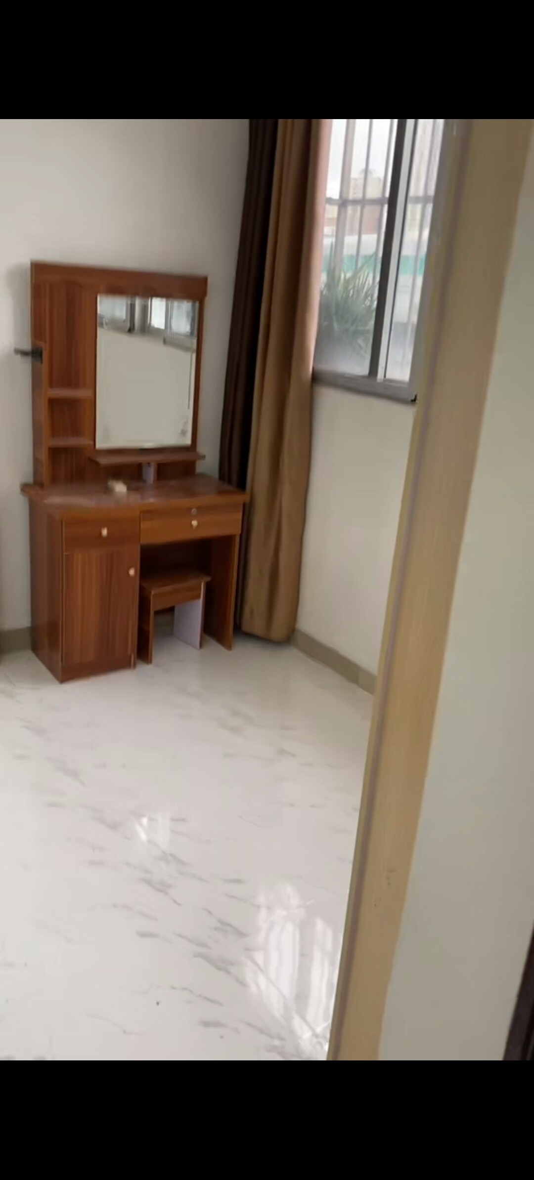 立达公寓 2室1厅1卫 2600.0元/月 立达公寓 2室1厅1卫 2600.0元/月室内图