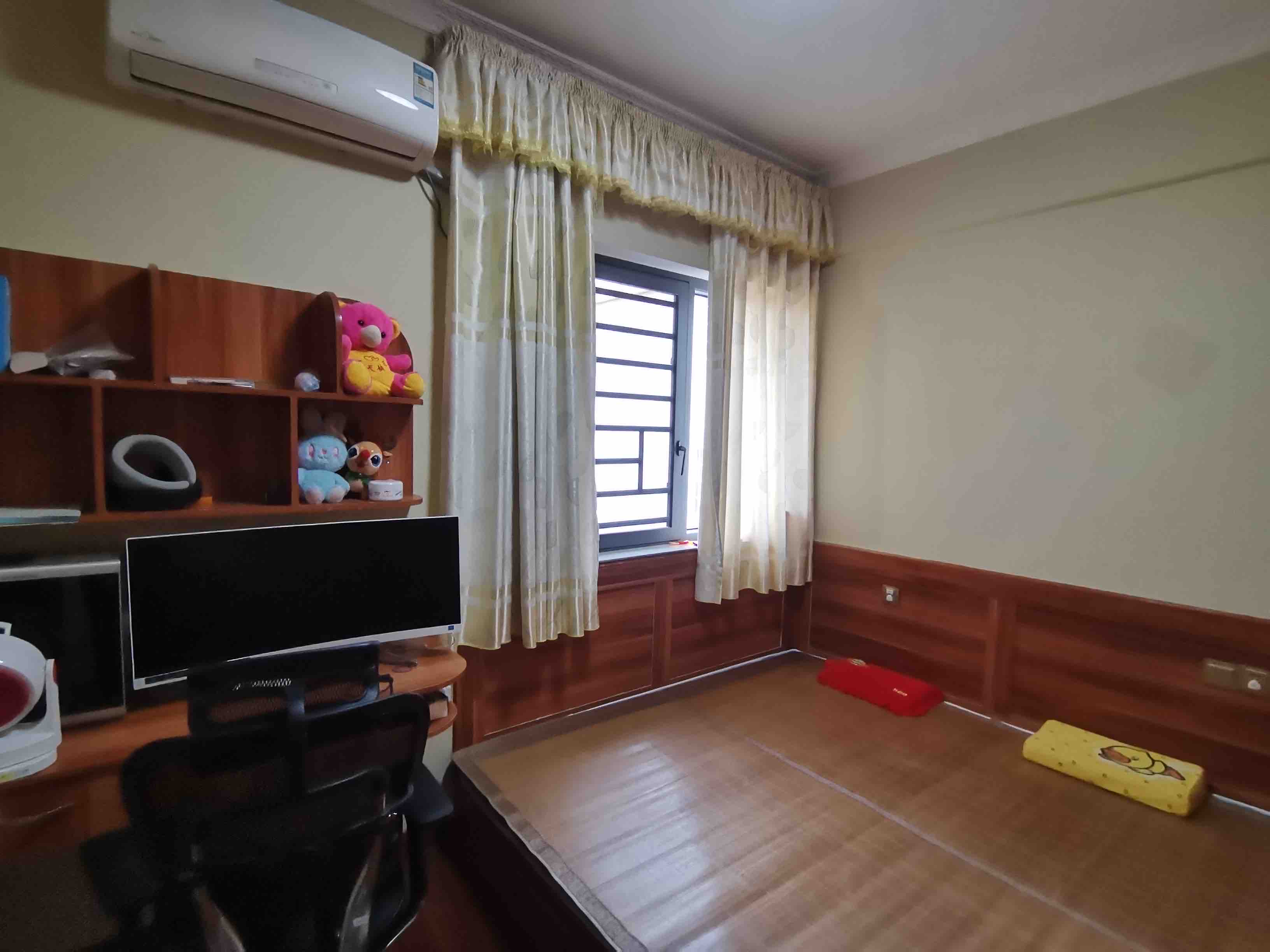 翰林苑 4室2厅2卫 1800.0元/月 翰林苑 4室2厅2卫 1800.0元/月室内图