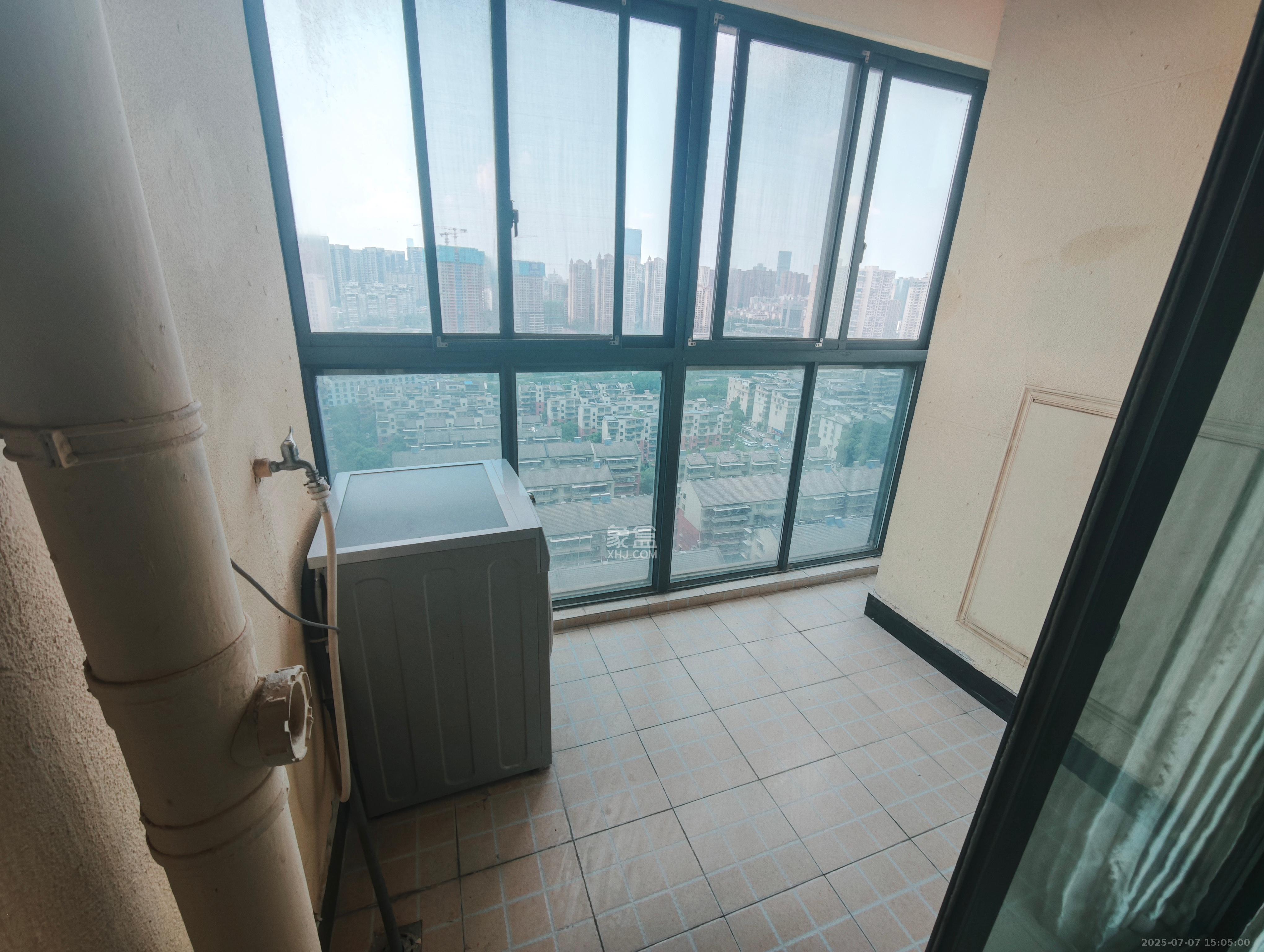 博林金谷 3室2厅2卫 2500.0元/月 博林金谷 3室2厅2卫 2500.0元/月室内图