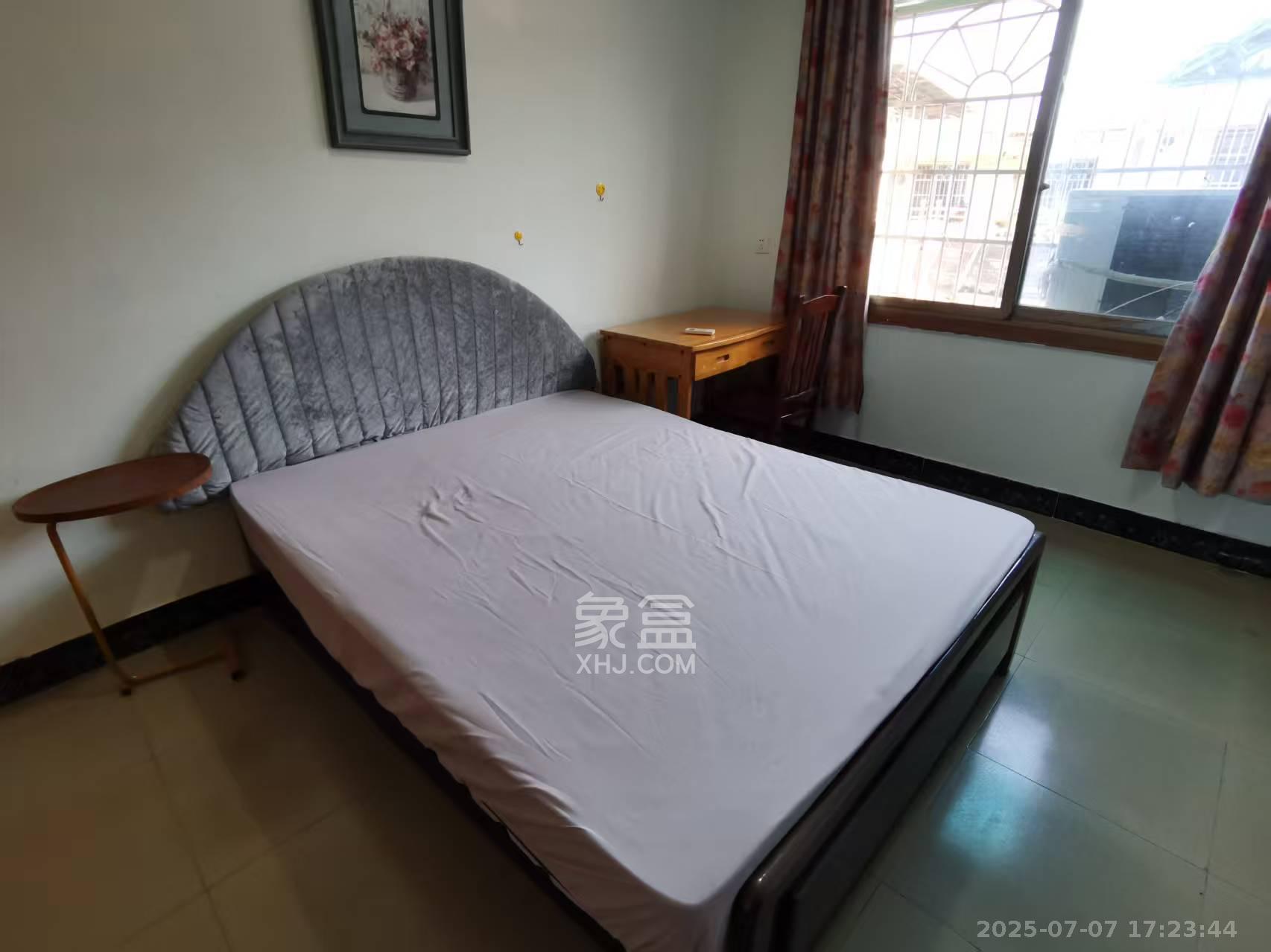 马王堆陶瓷城新合区 2室1厅1卫 1300.0元/月 马王堆陶瓷城新合区 2室1厅1卫 1300.0元/月室内图