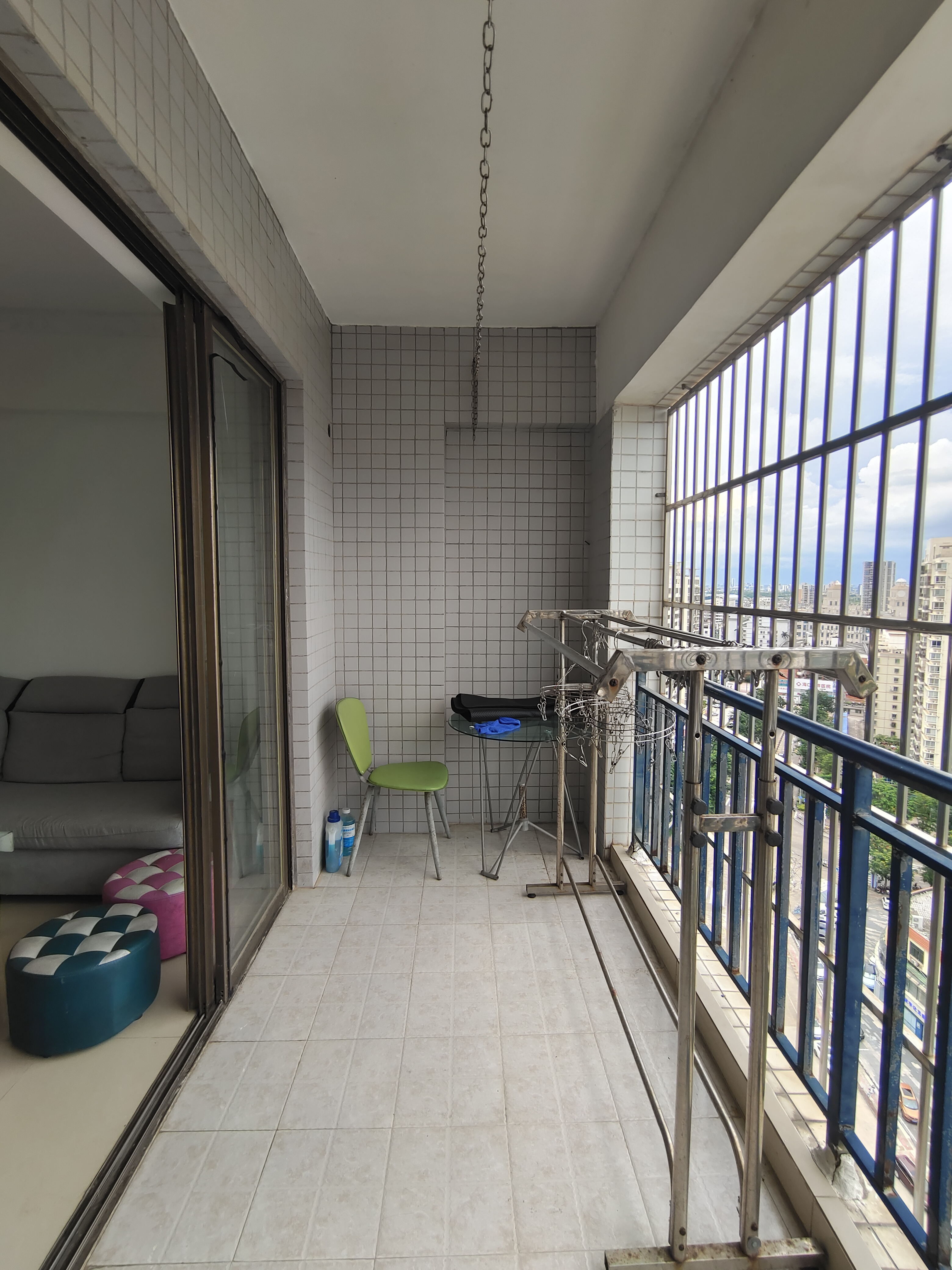 夏瑶花苑 2室2厅1卫 2500.0元/月 夏瑶花苑 2室2厅1卫 2500.0元/月室内图