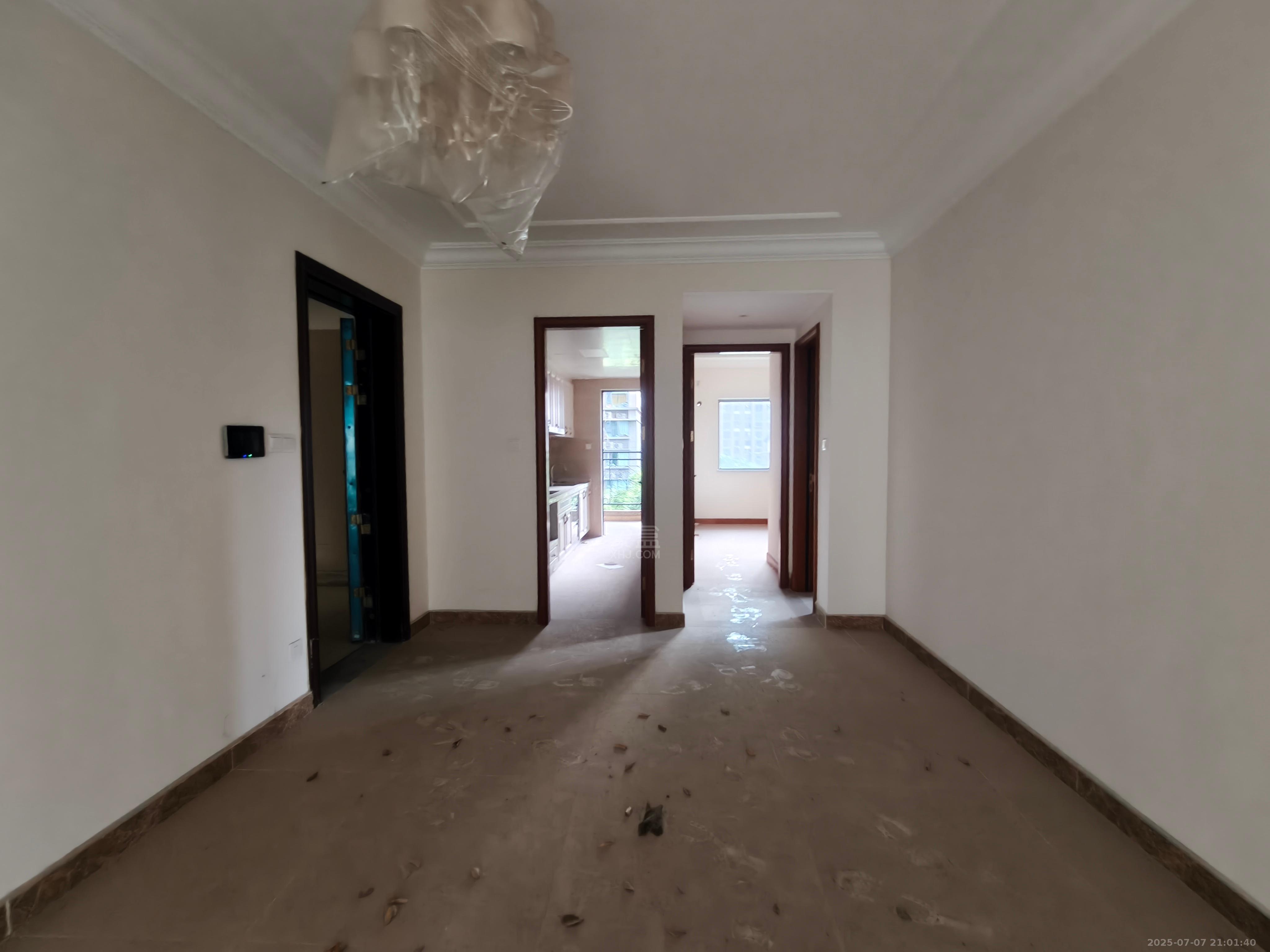 恒大华府 3室2厅2卫 1800.0元/月 恒大华府 3室2厅2卫 1800.0元/月室内图