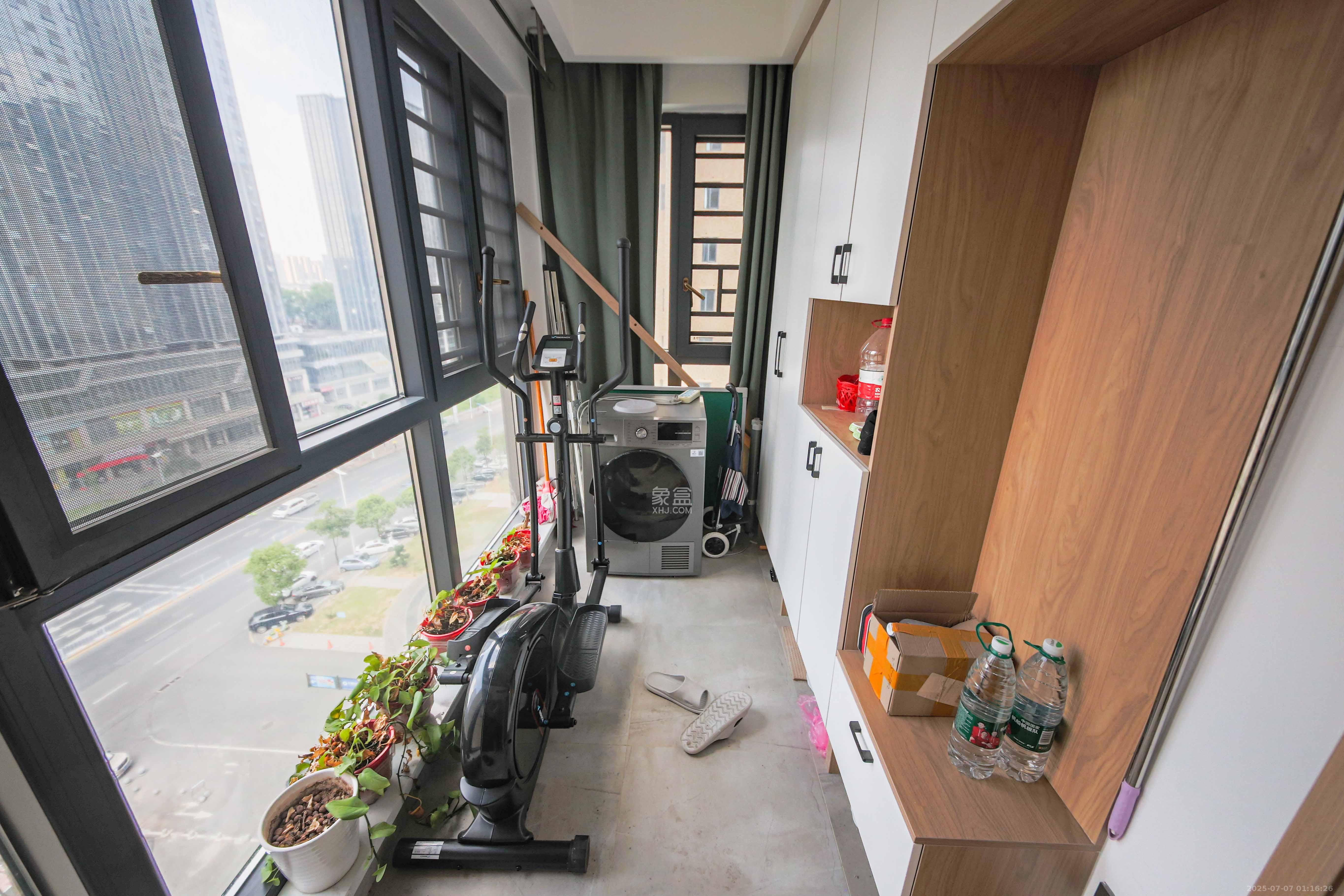 轻盐阳光CEO(轻盐雅苑)(轻奢时代)  4室2厅2卫    115.6万 轻盐阳光CEO(轻盐雅苑)(轻奢时代)  4室2厅2卫    115.6万阳台