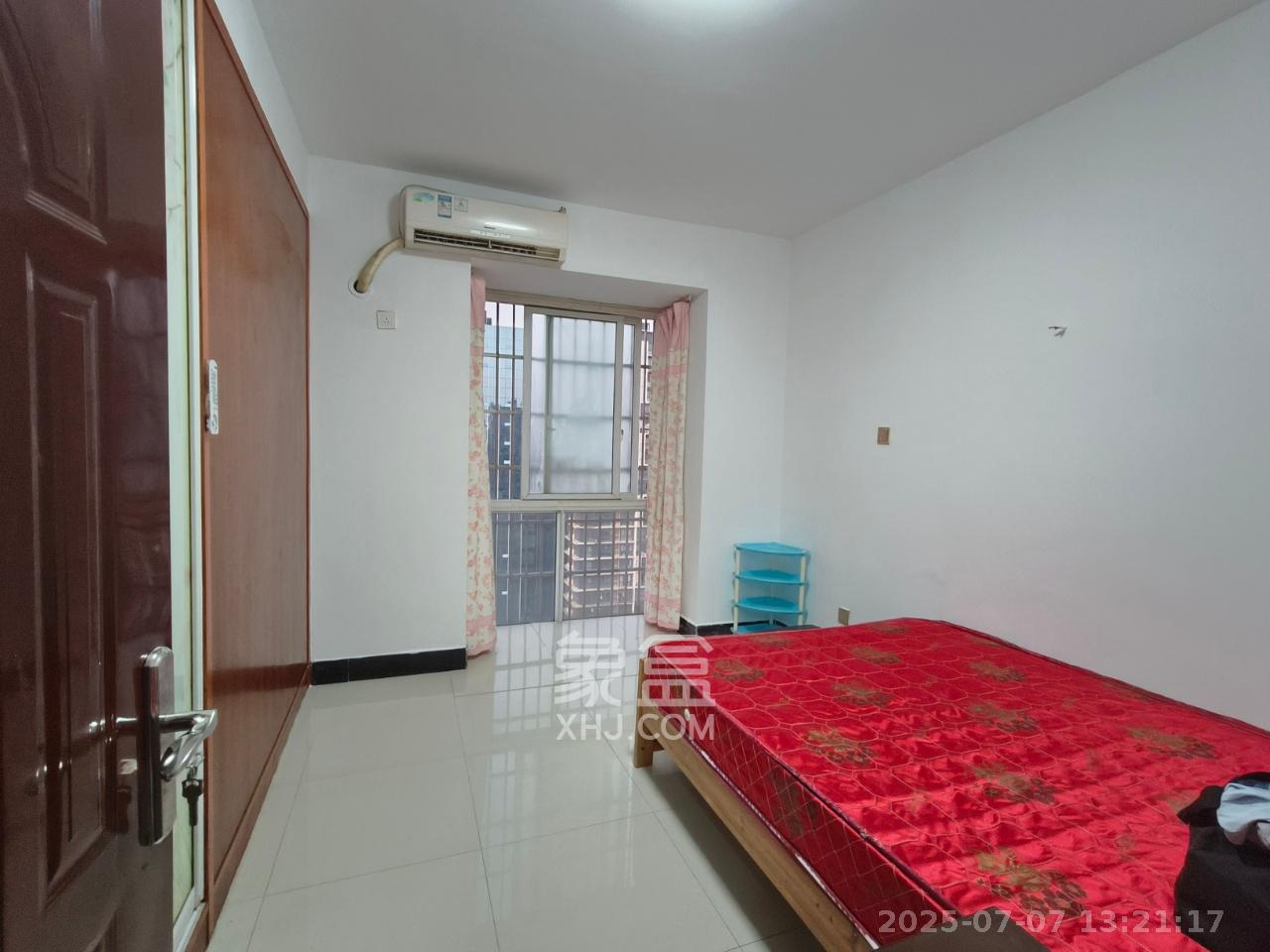 圣力华苑 2室2厅1卫 1400.0元/月 圣力华苑 2室2厅1卫 1400.0元/月室内图