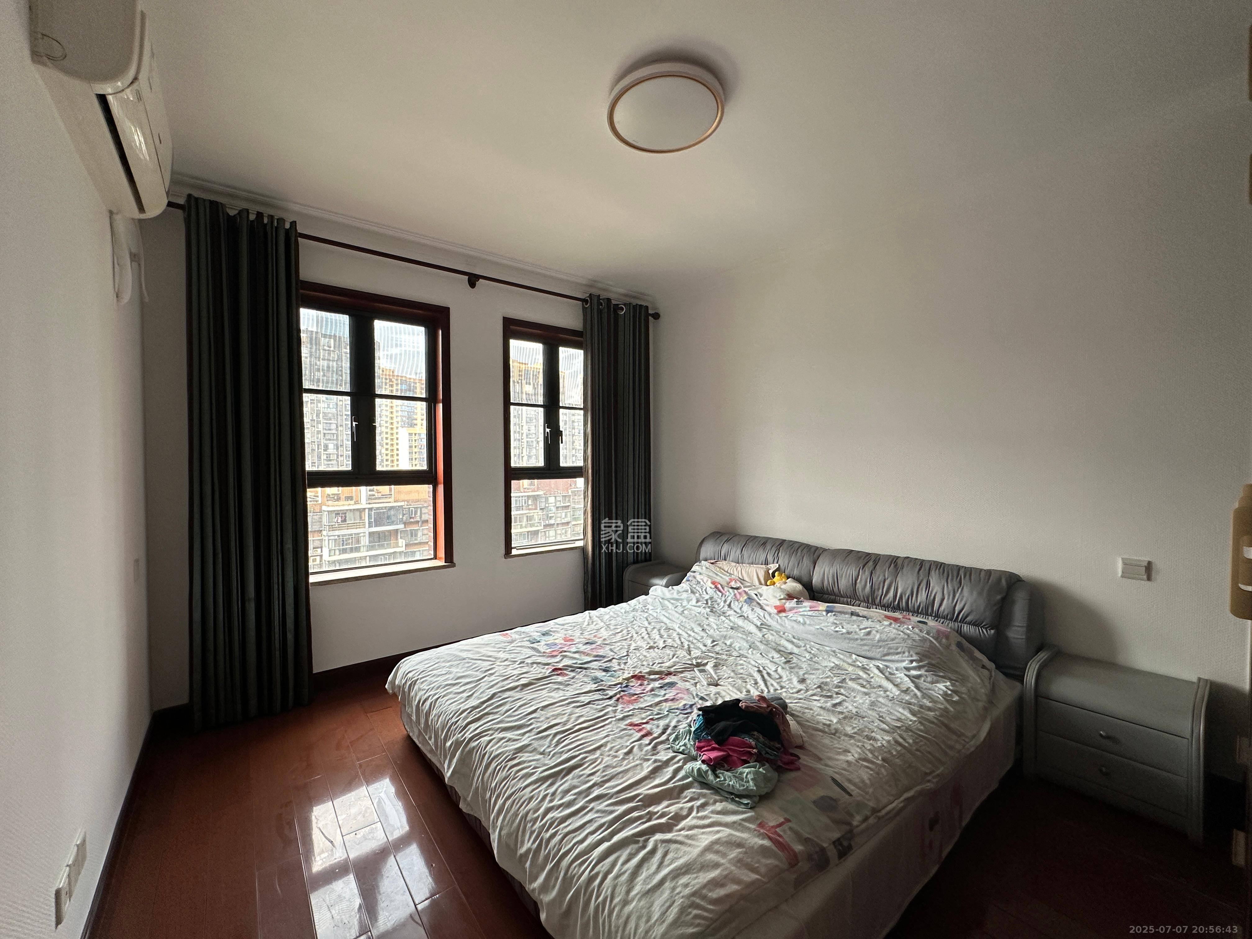 中隆国际御玺  4室2厅3卫    5200.0元/月室内图