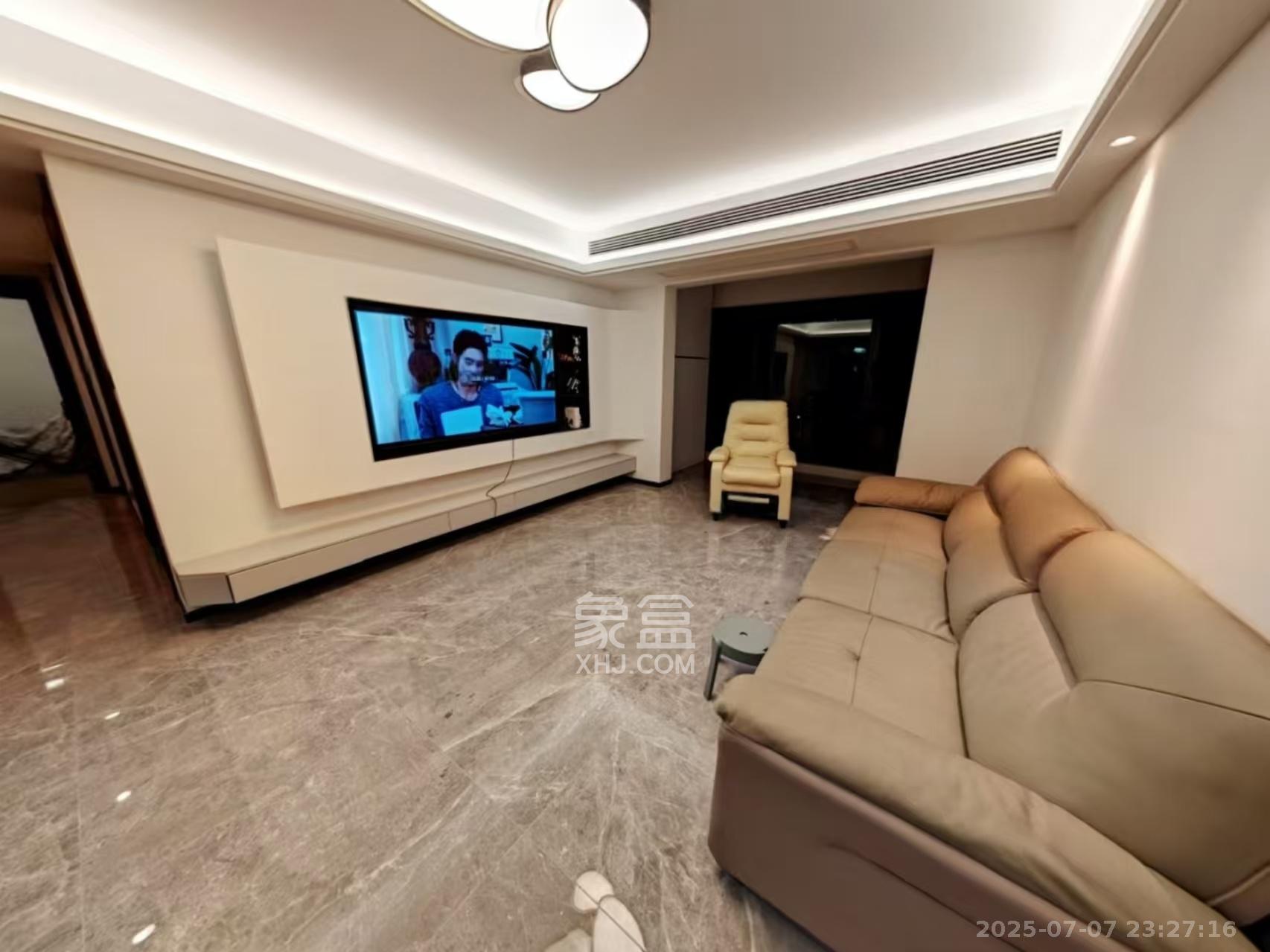 欣利梅溪左岸  4室2厅2卫   3500.00元/月
