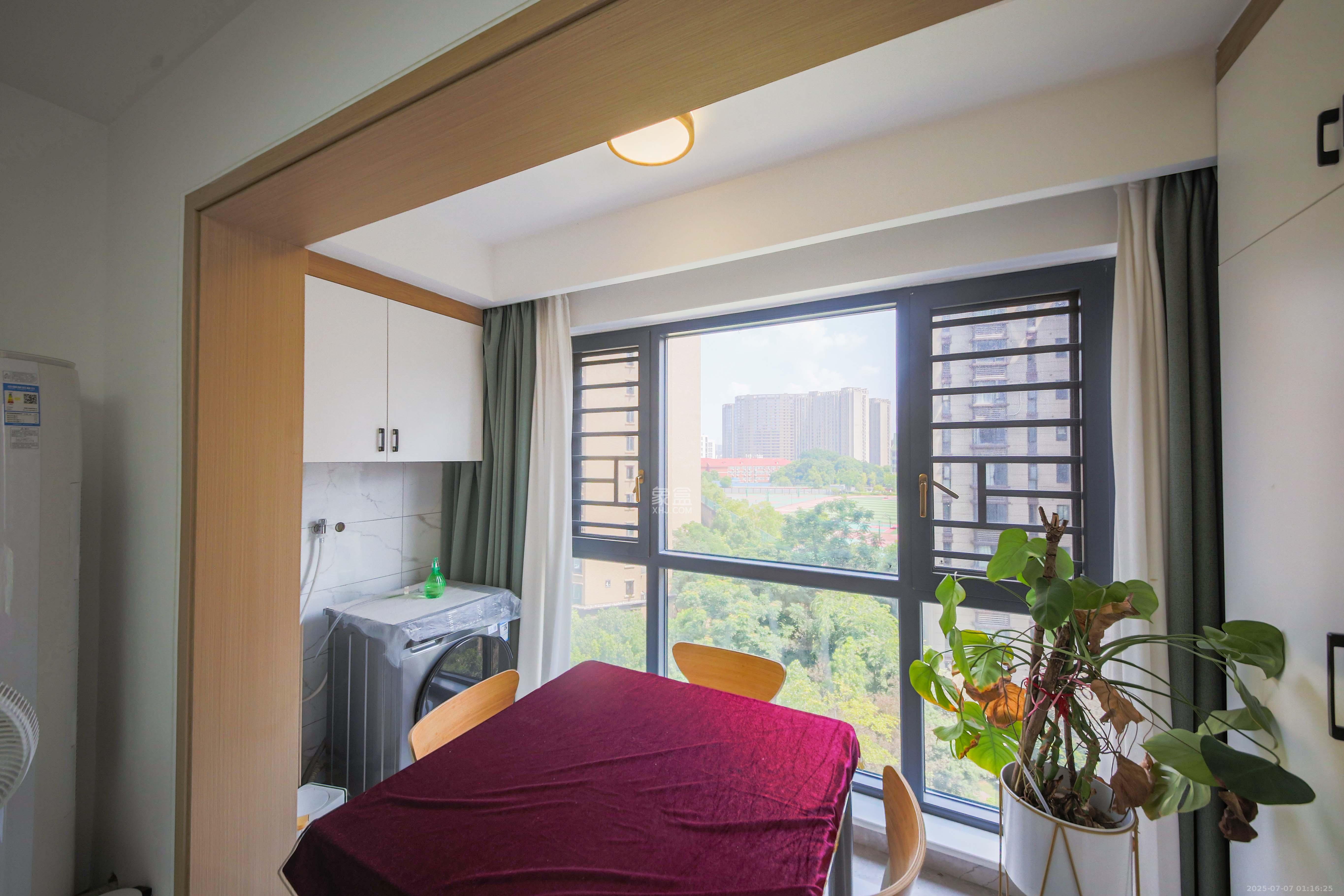 轻盐阳光CEO(轻盐雅苑)(轻奢时代)  4室2厅2卫    115.6万 轻盐阳光CEO(轻盐雅苑)(轻奢时代)  4室2厅2卫    115.6万阳台