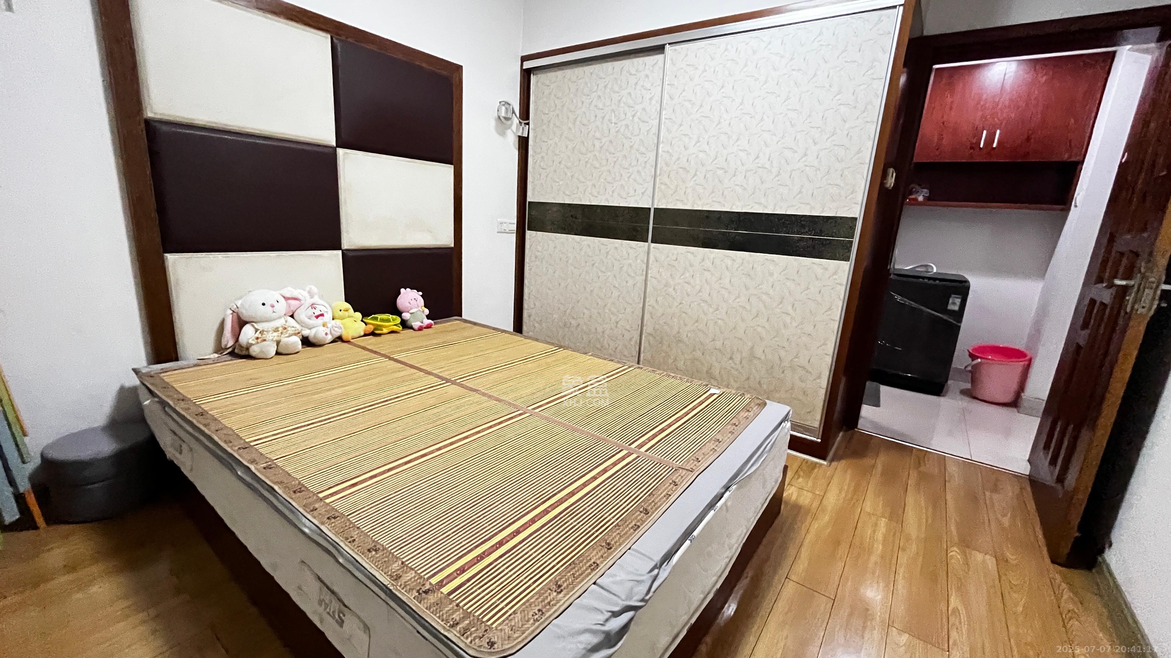 长城非常生活  2室2厅1卫   2300.00元/月室内图