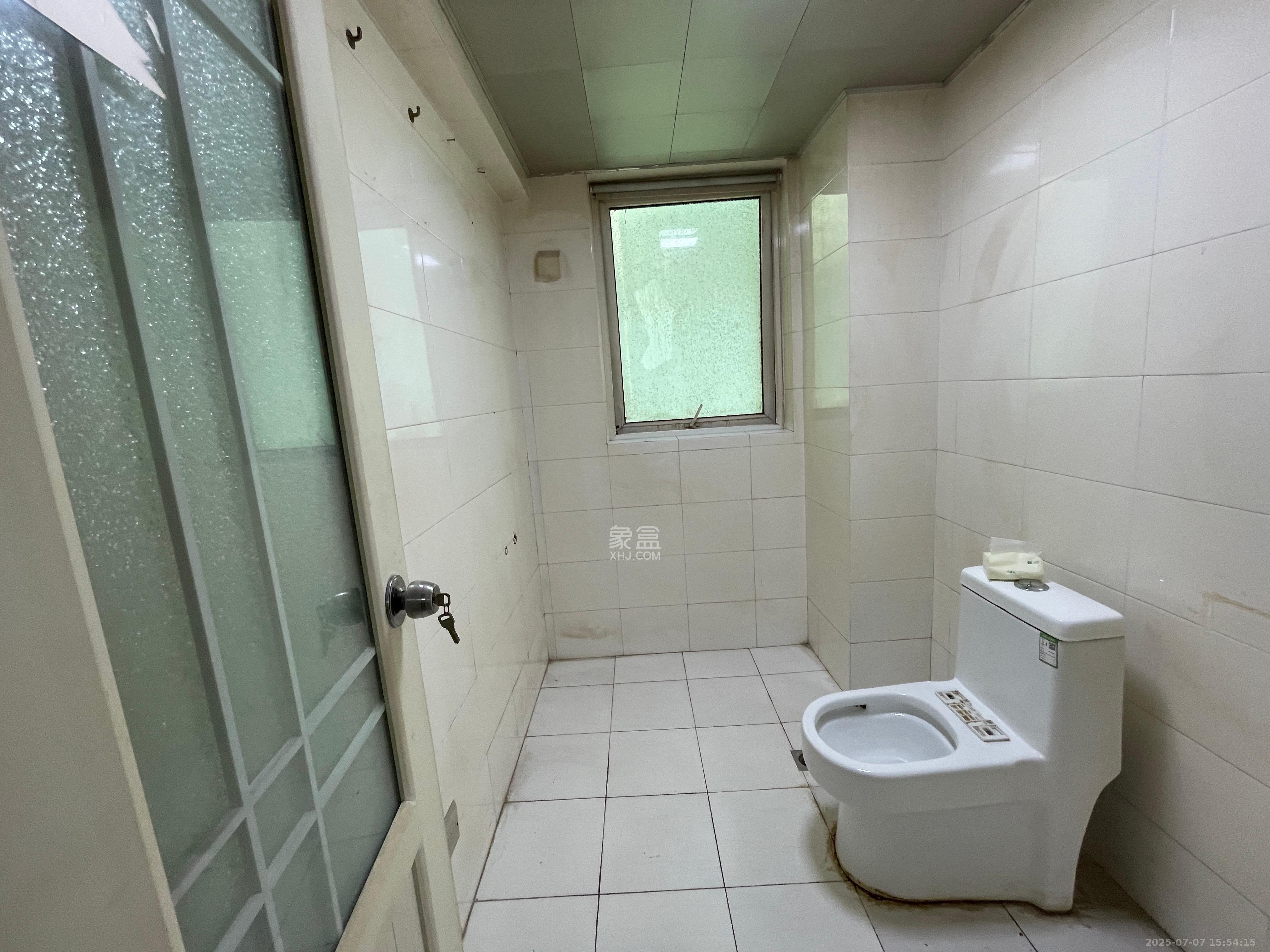 佳天国际新城 3室2厅1卫 4000.0元/月 佳天国际新城 3室2厅1卫 4000.0元/月室内图