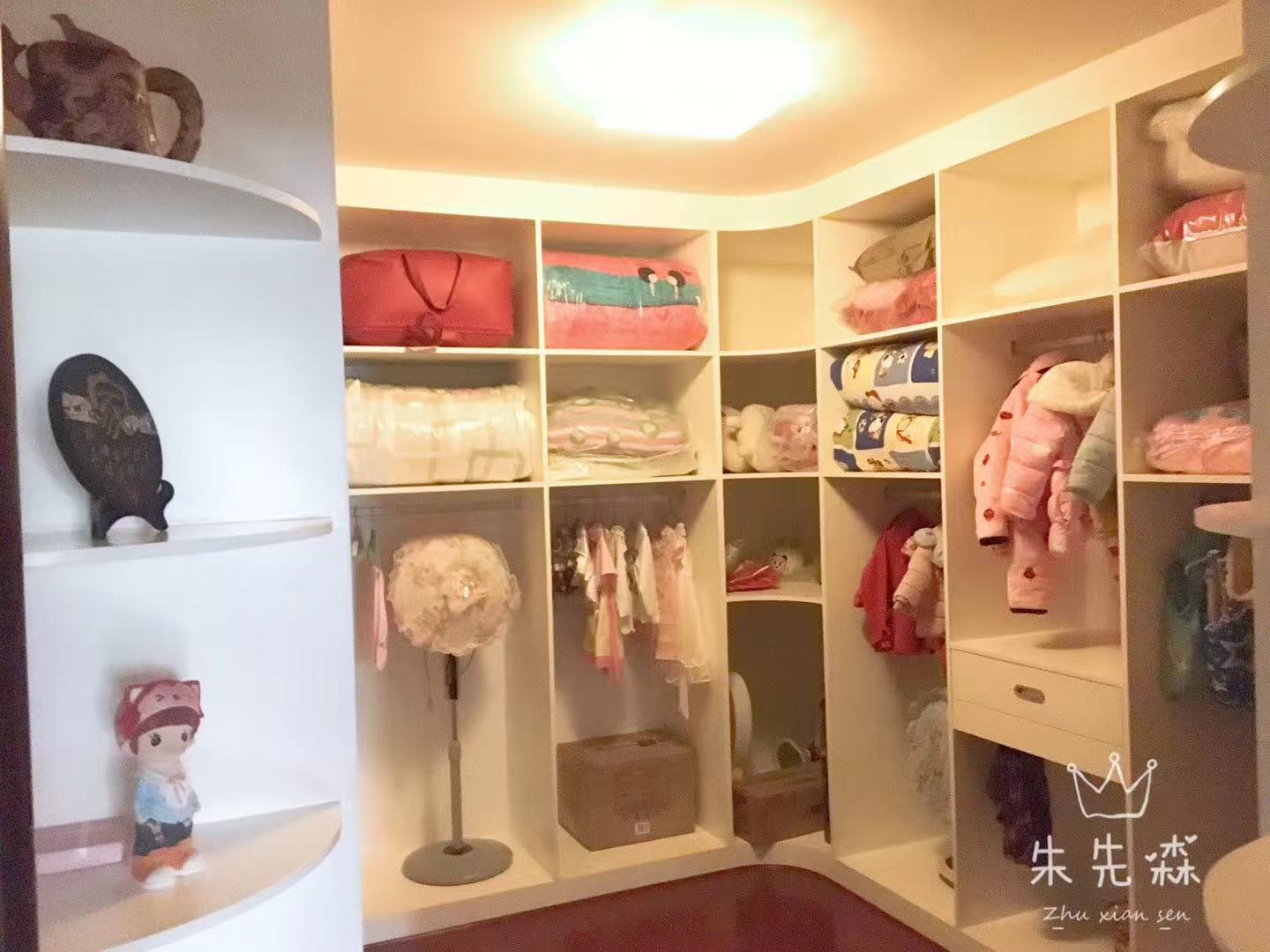 憬华花园  3室2厅2卫   2400.00元/月室内图