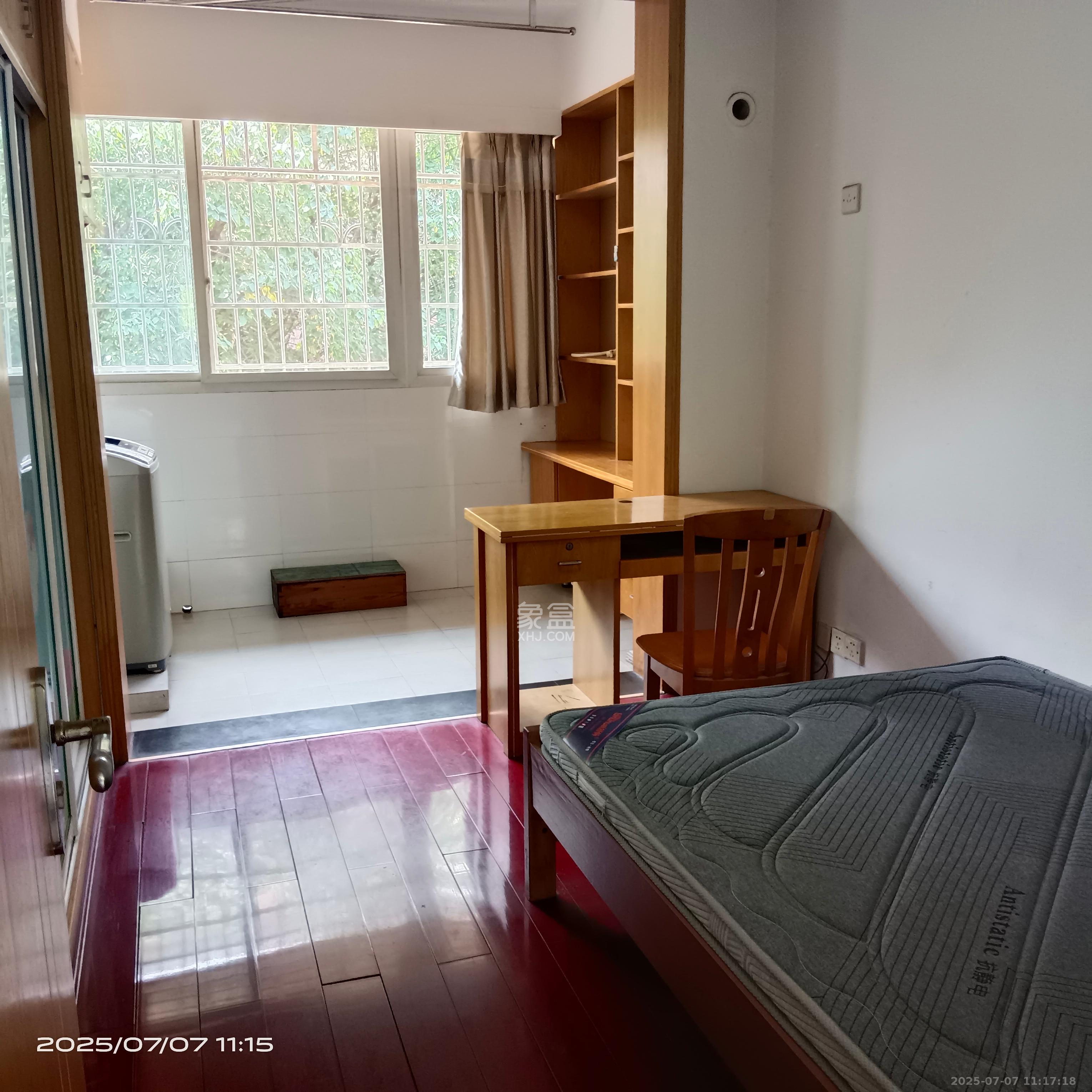 教师新村  3室1厅1卫    2400.0元/月 教师新村  3室1厅1卫    2400.0元/月室内图