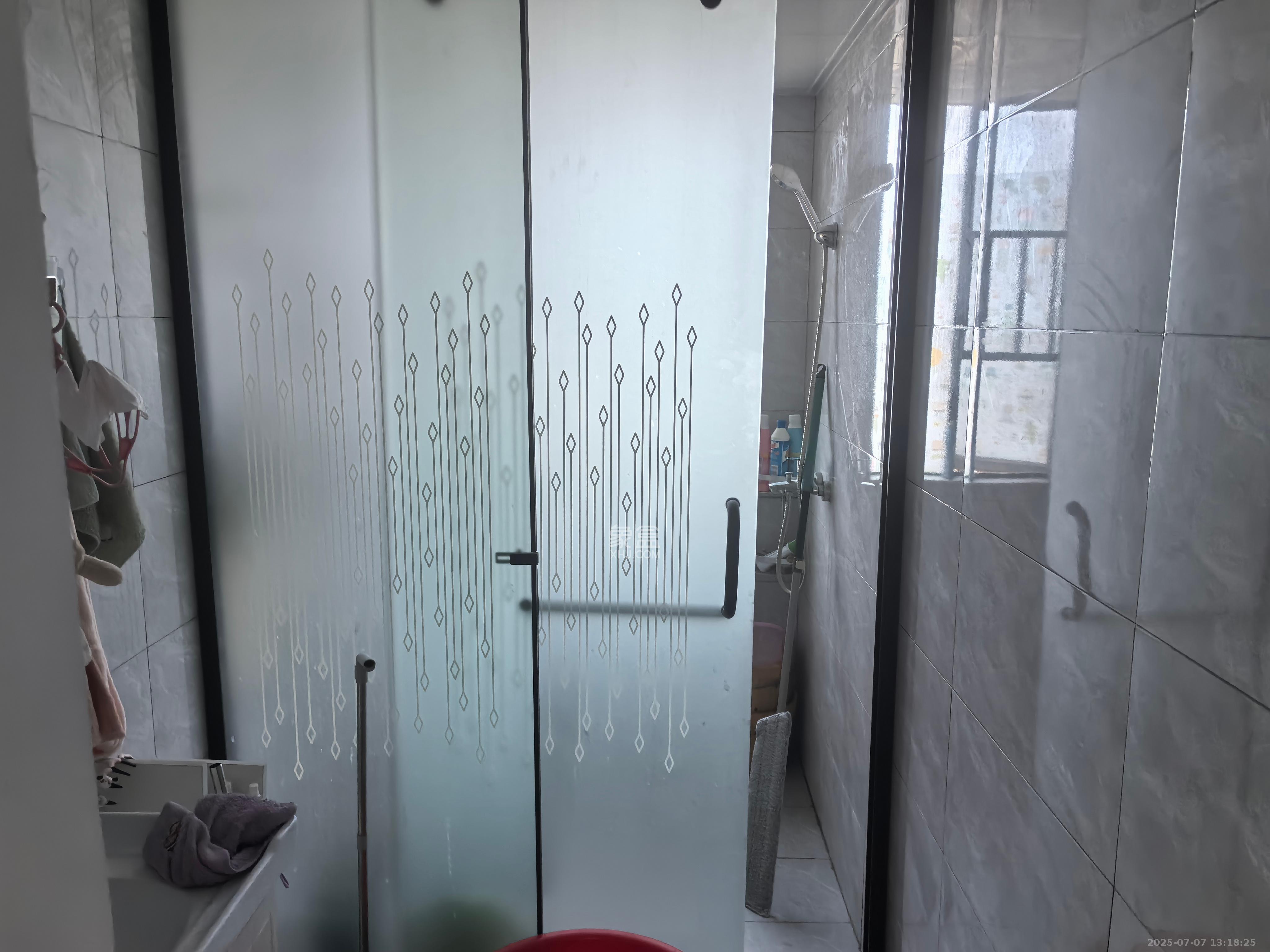 水墨林溪  4室2厅2卫   3600.00元/月室内图