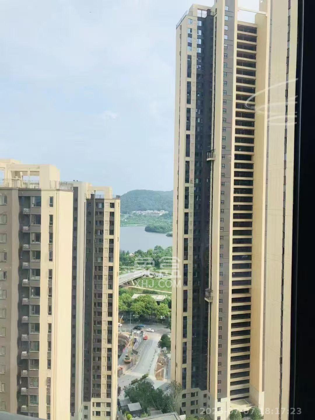 保利海德公园  1室0厅1卫   1700.00元/月室内图