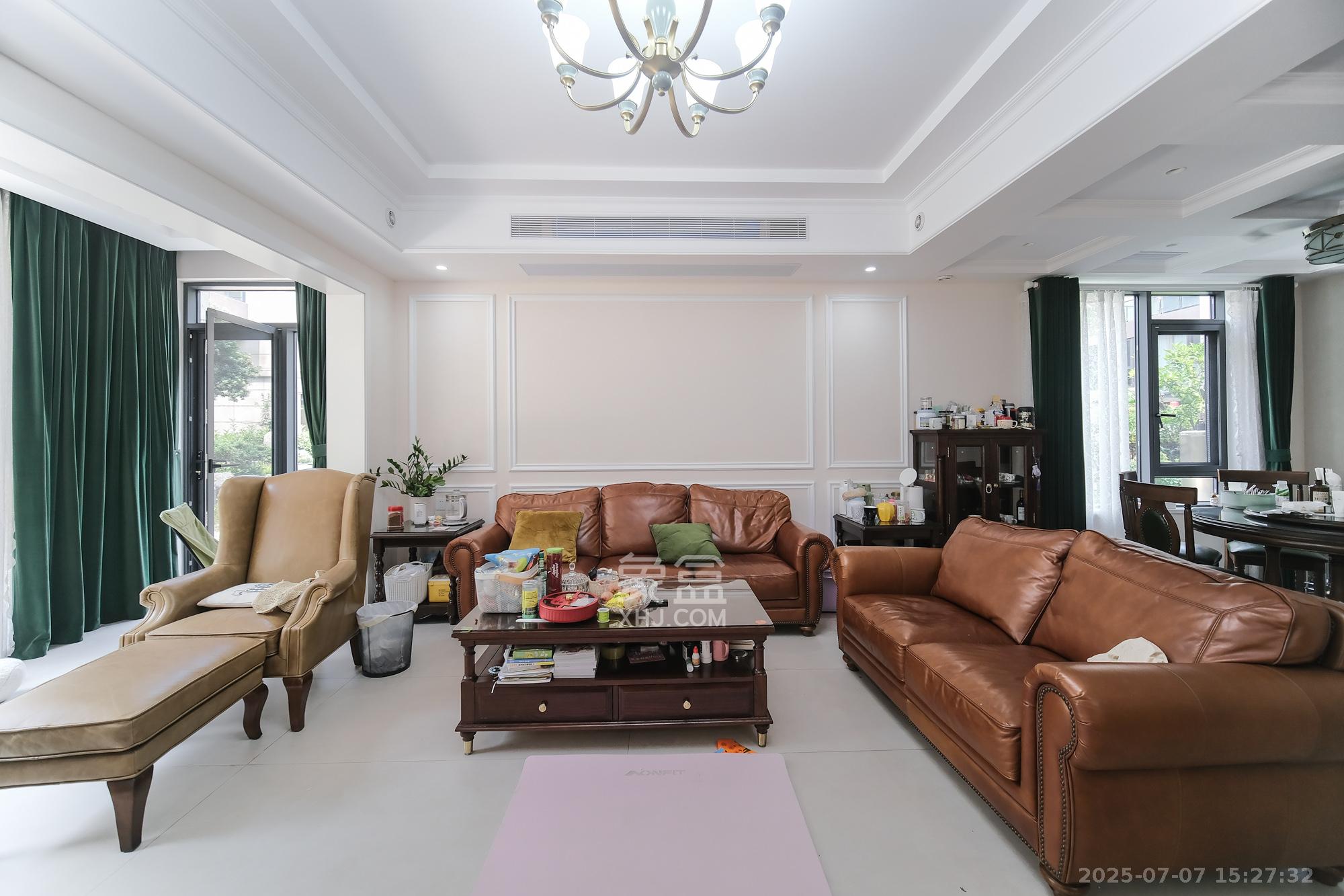 碧桂园翘楚棠  5室2厅3卫    450.0万 碧桂园翘楚棠  5室2厅3卫    450.0万客厅