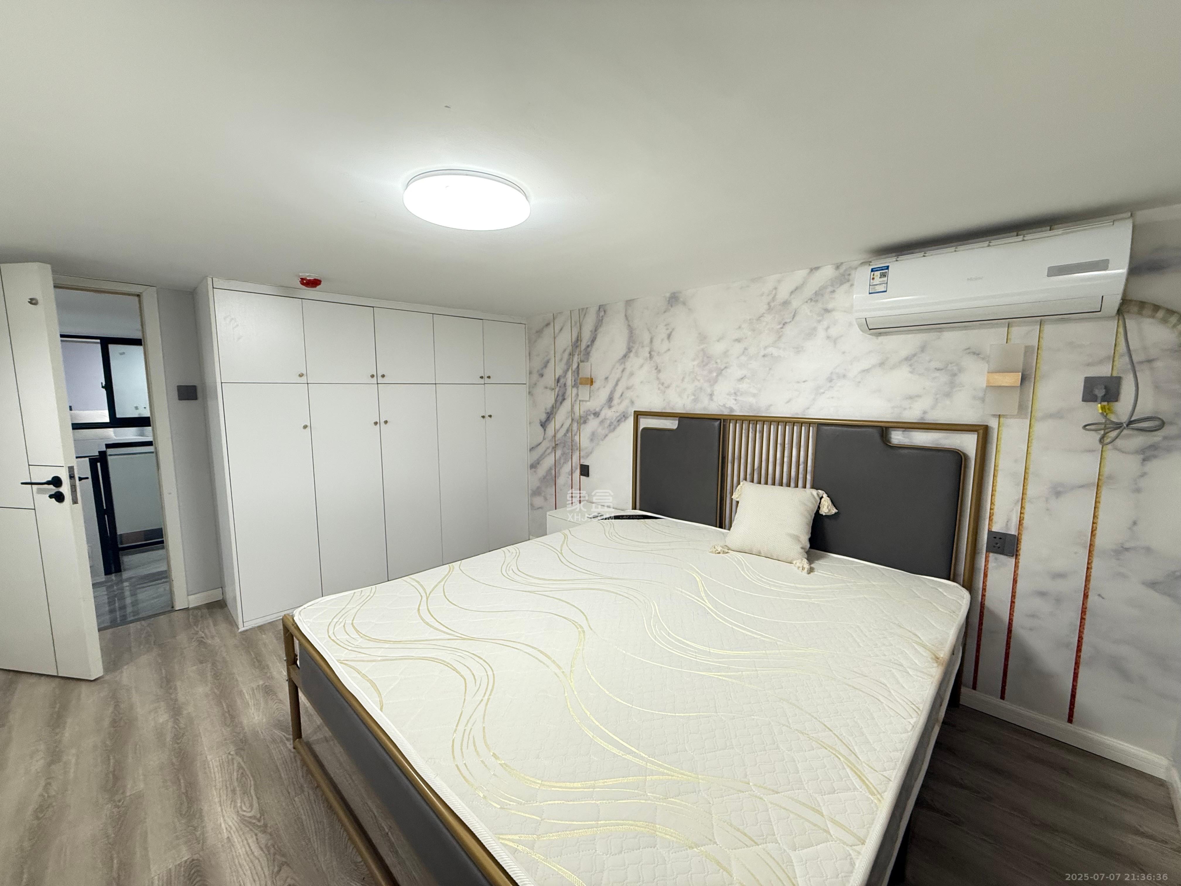 龙湖新壹城 1室0厅0卫 2500.0元/月 龙湖新壹城 1室0厅0卫 2500.0元/月室内图