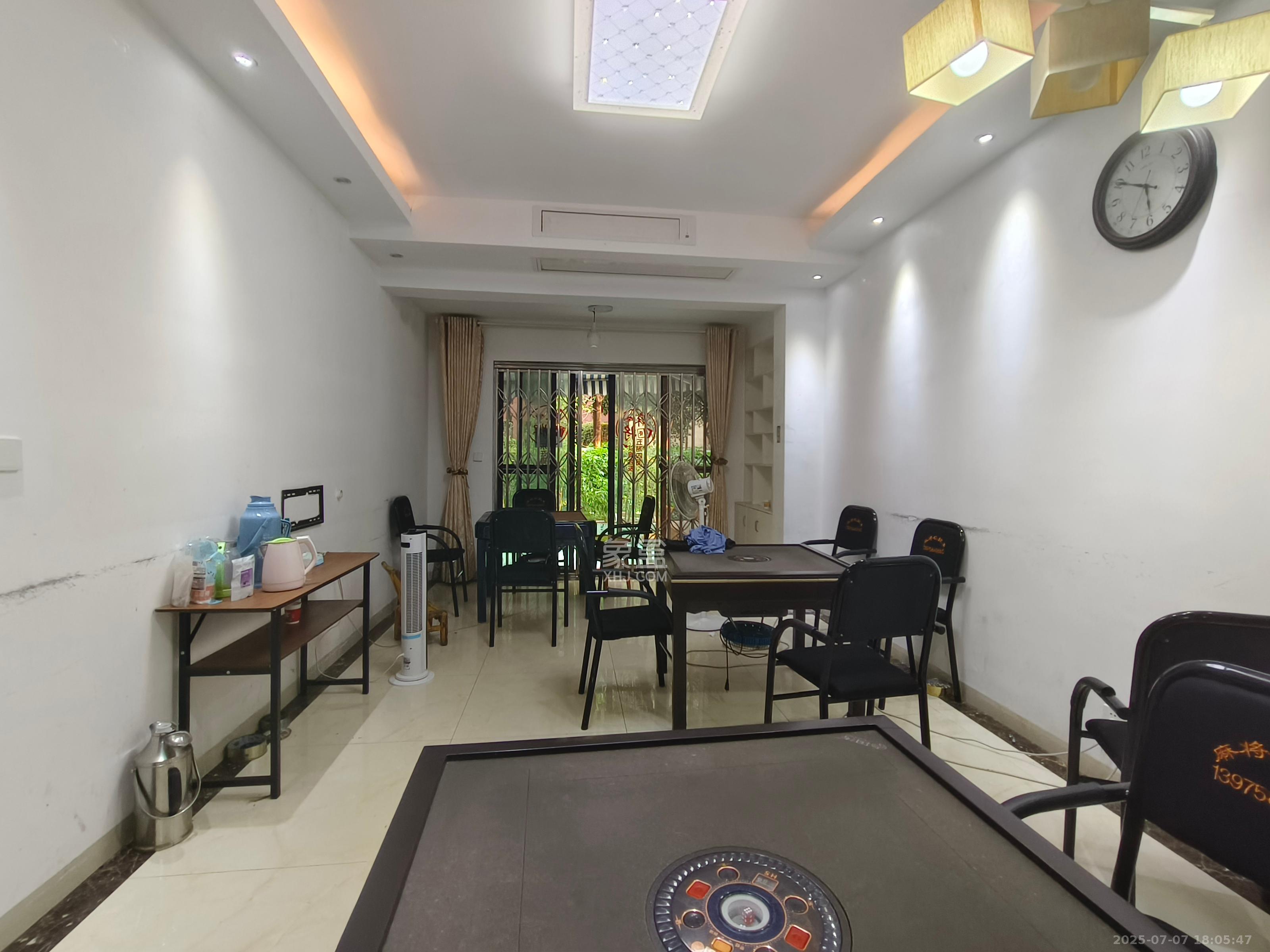 保利麓谷林语E区  1室2厅2卫    3600.0元/月 保利麓谷林语E区  1室2厅2卫    3600.0元/月