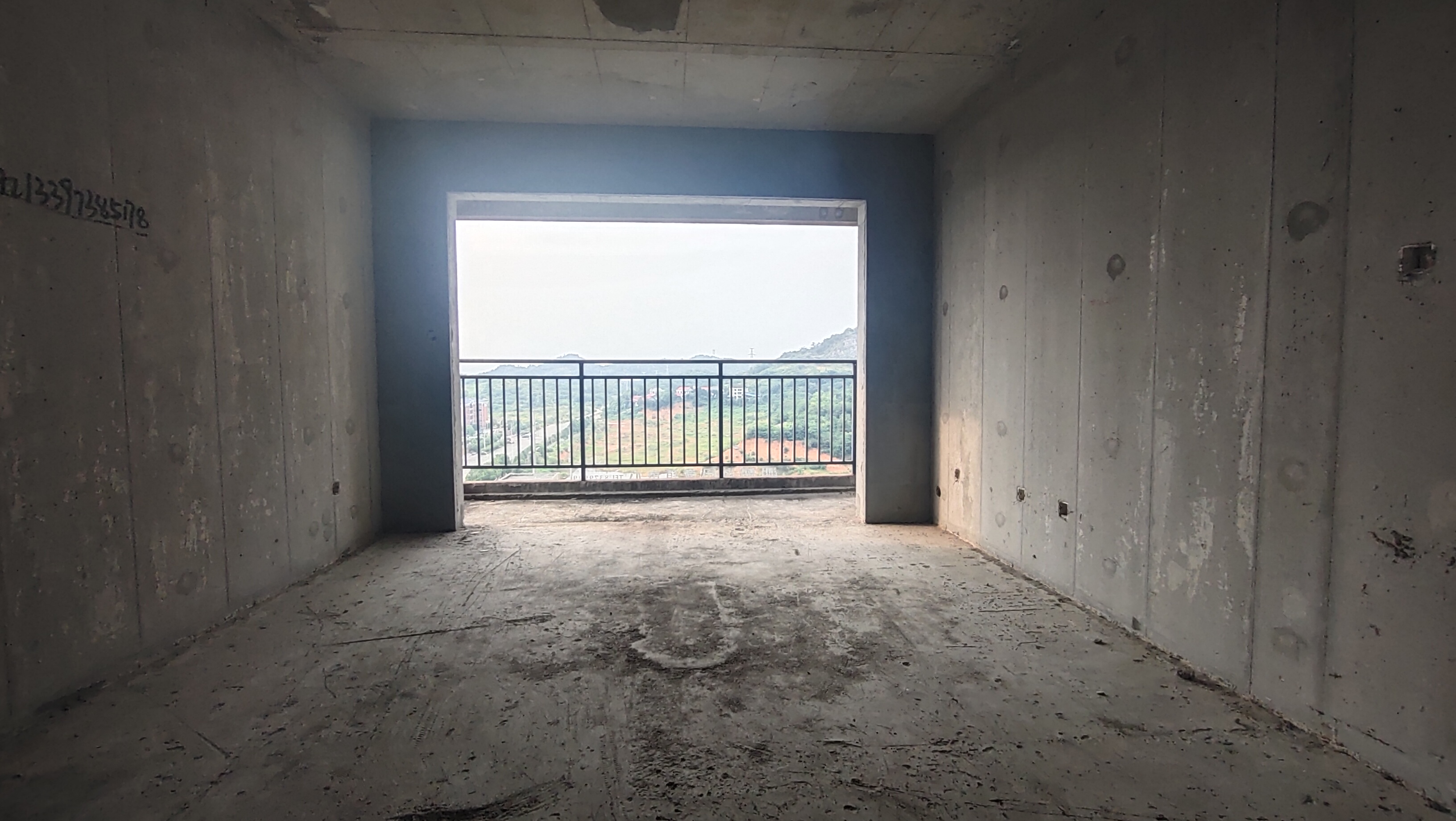 湘村名园  1室0厅0卫   39.80万