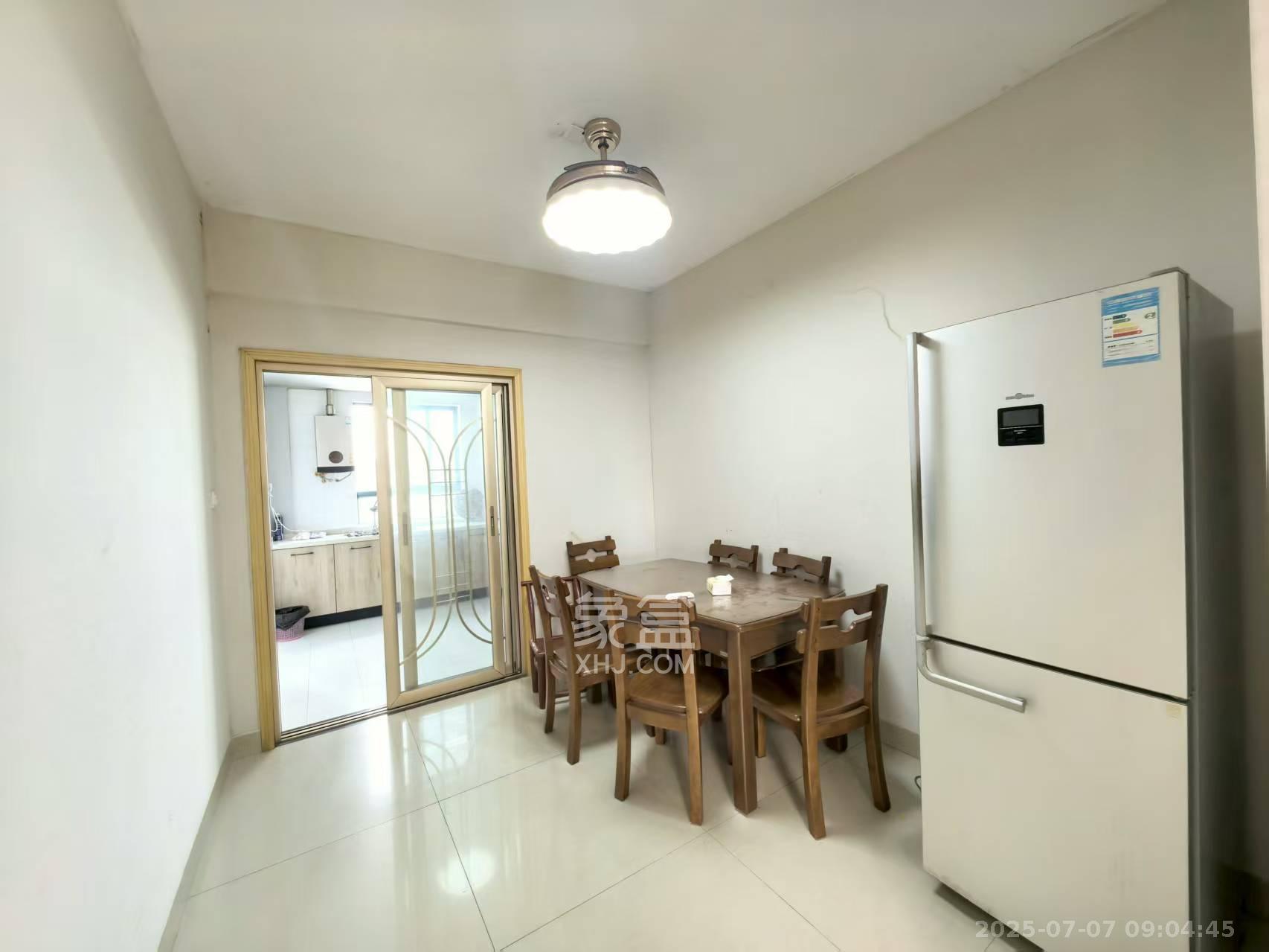 鑫电家园 3室2厅2卫 2000.0元/月 鑫电家园 3室2厅2卫 2000.0元/月室内图