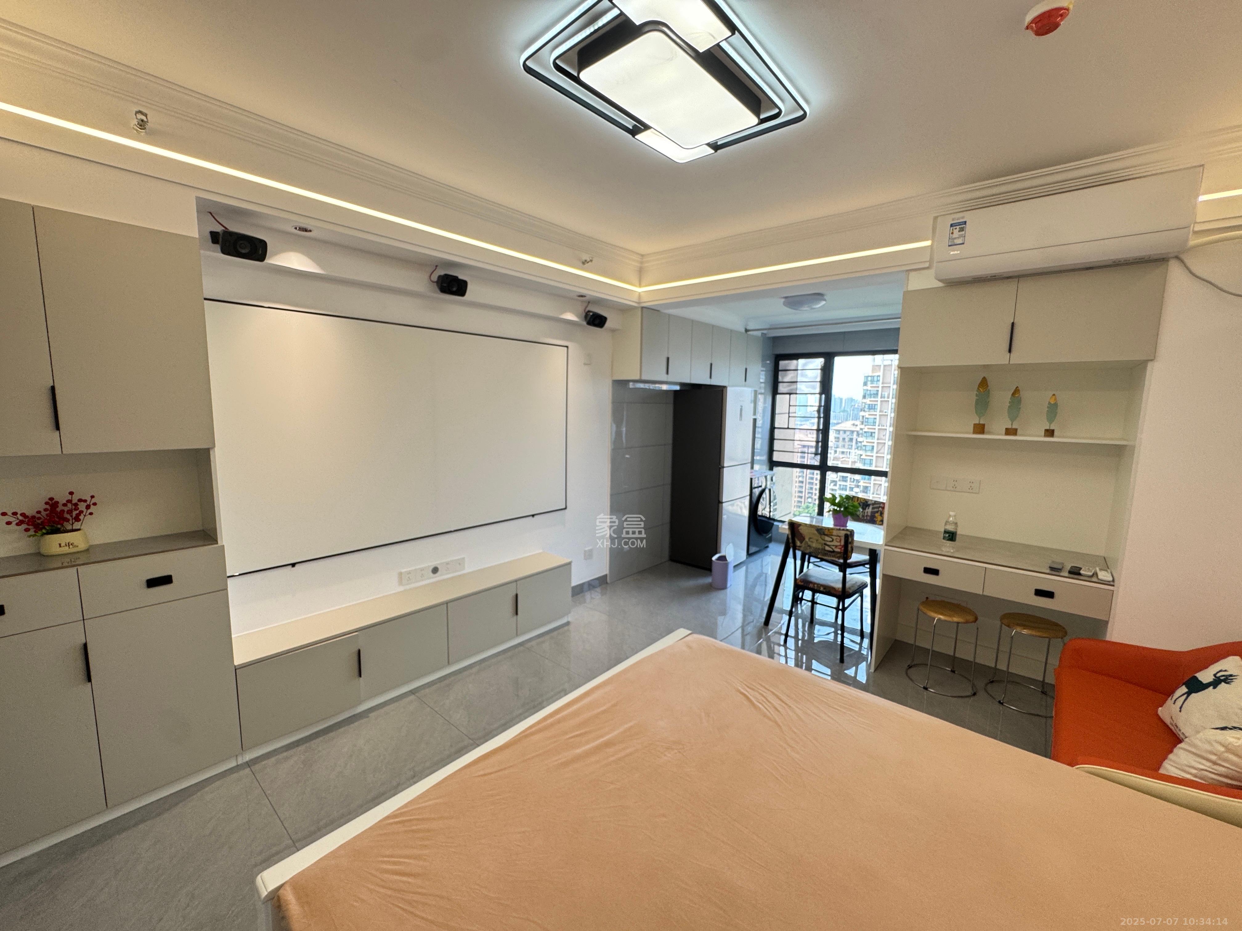 嘉裕大厦  1室1厅1卫   1700.00元/月室内图