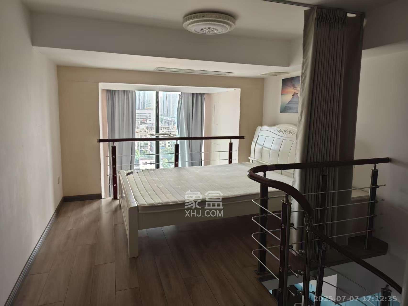 东盈商业广场(华泉城市广场)  1室1厅1卫    2280.0元/月 东盈商业广场(华泉城市广场)  1室1厅1卫    2280.0元/月室内图