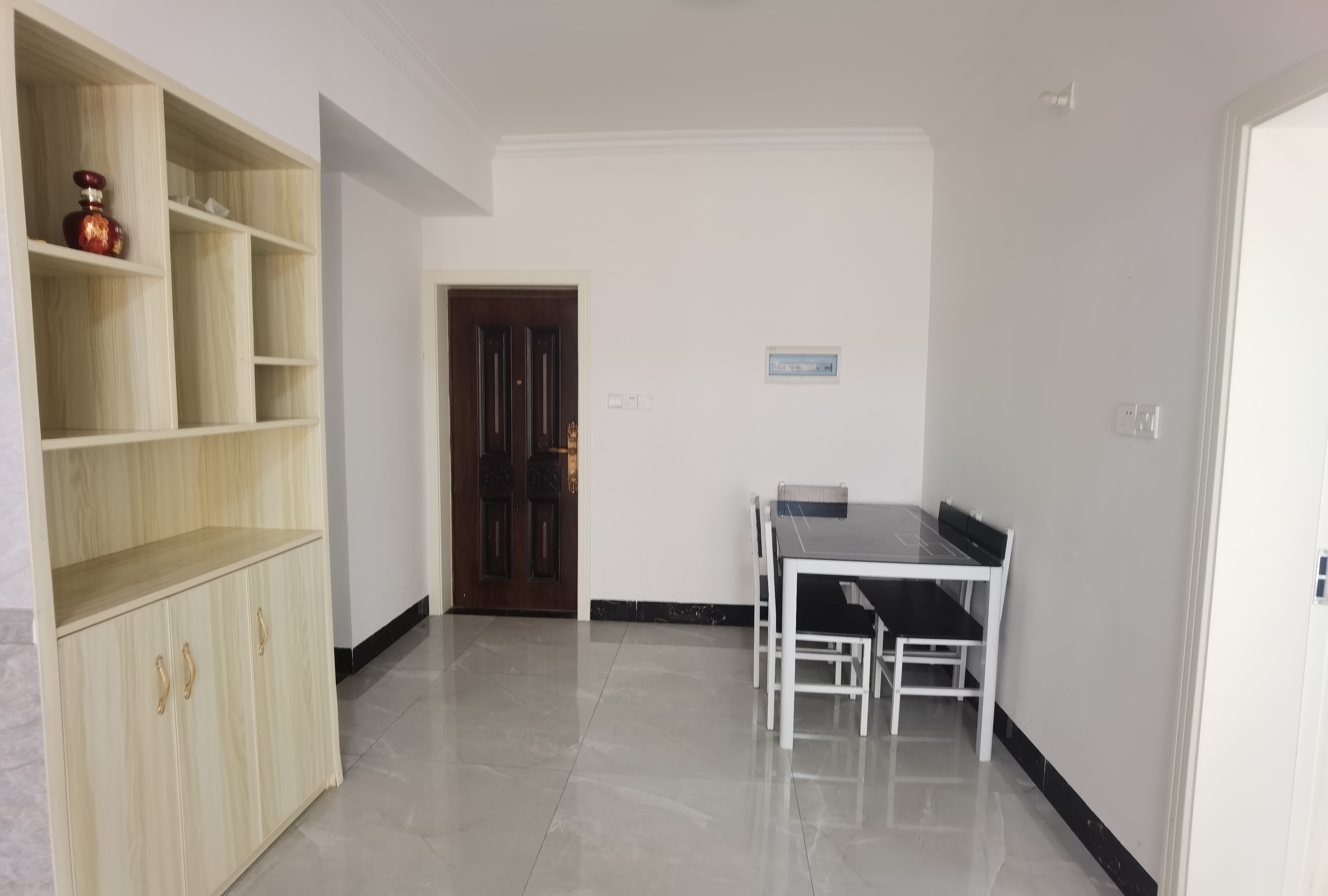 华剑首郡+五江珑悦 2室2厅1卫 1600.0元/月 华剑首郡+五江珑悦 2室2厅1卫 1600.0元/月室内图