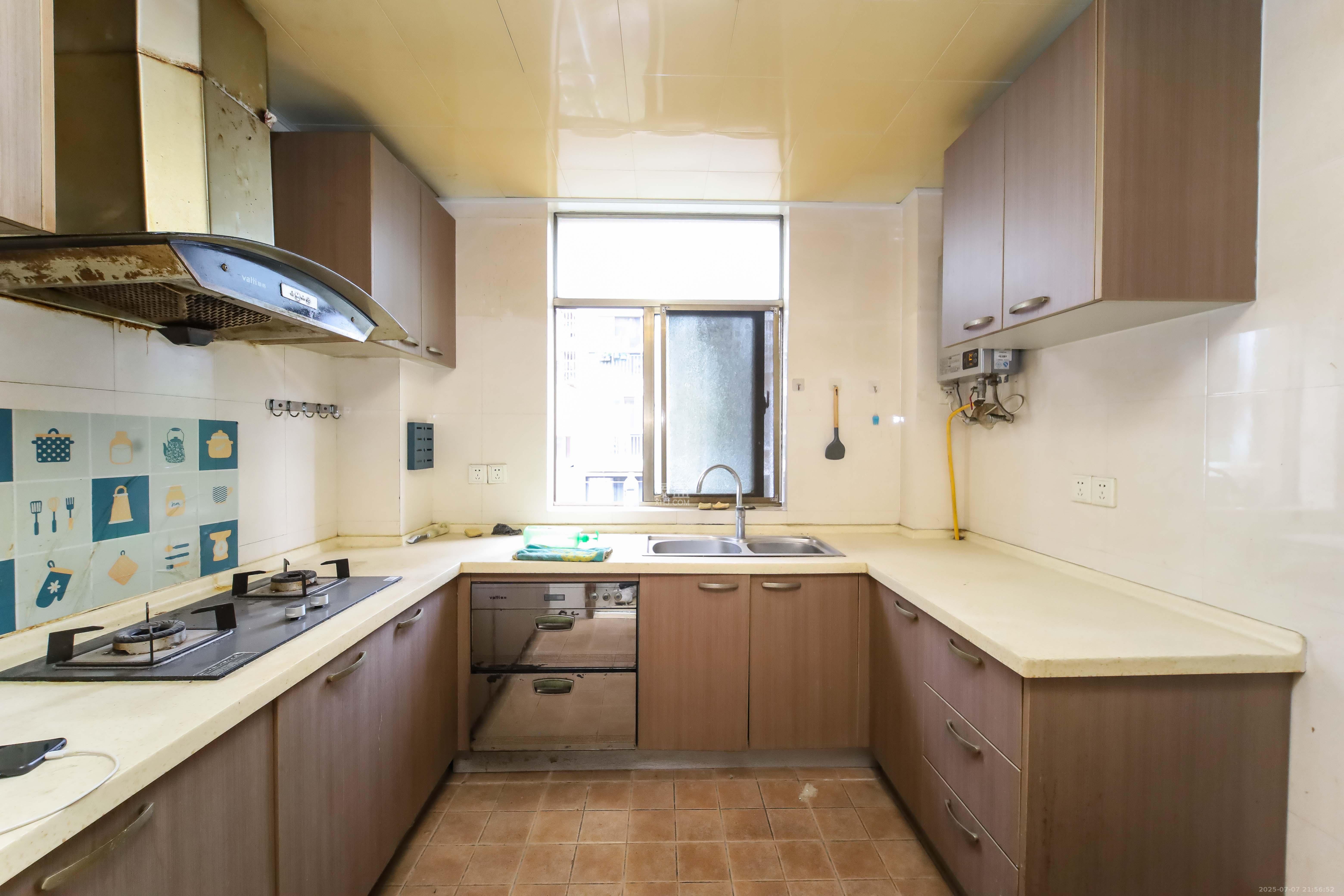 锦湘国际星城二期(锦雅苑) 2室1厅1卫 60.0万 锦湘国际星城二期(锦雅苑) 2室1厅1卫 60.0万厨房