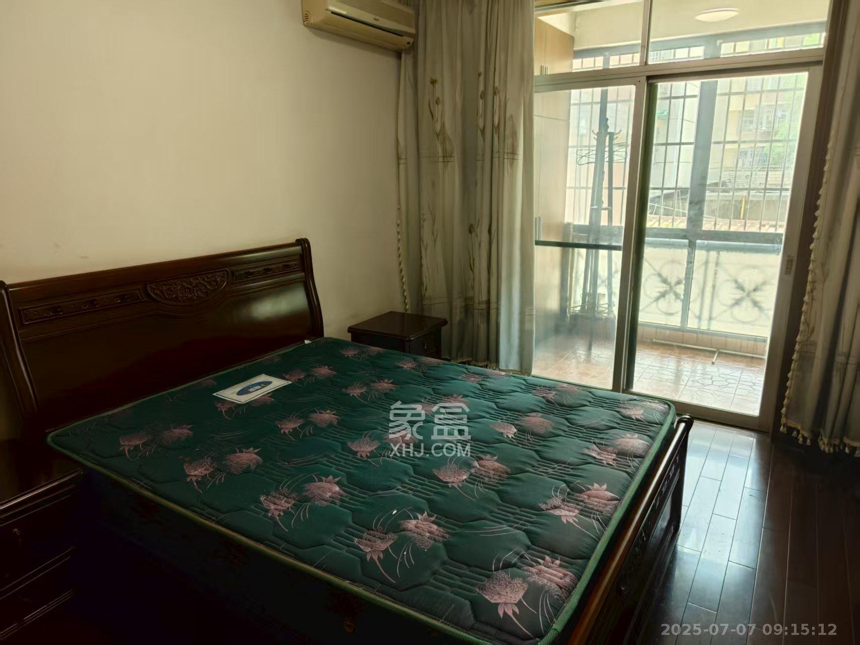 富湘园  3室2厅2卫    2500.0元/月 富湘园  3室2厅2卫    2500.0元/月室内图