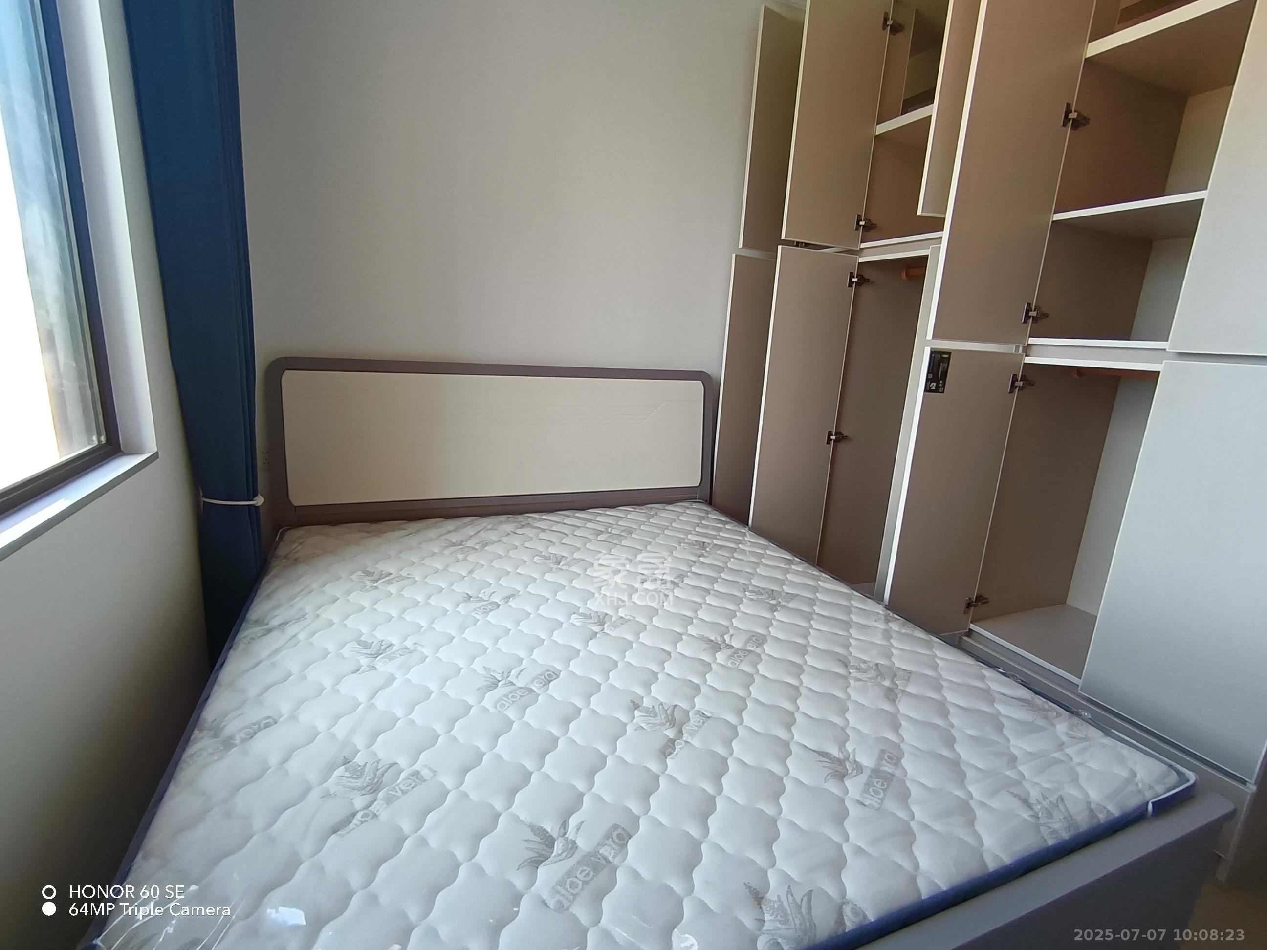 谷山景苑  2室2厅1卫   2200.00元/月室内图