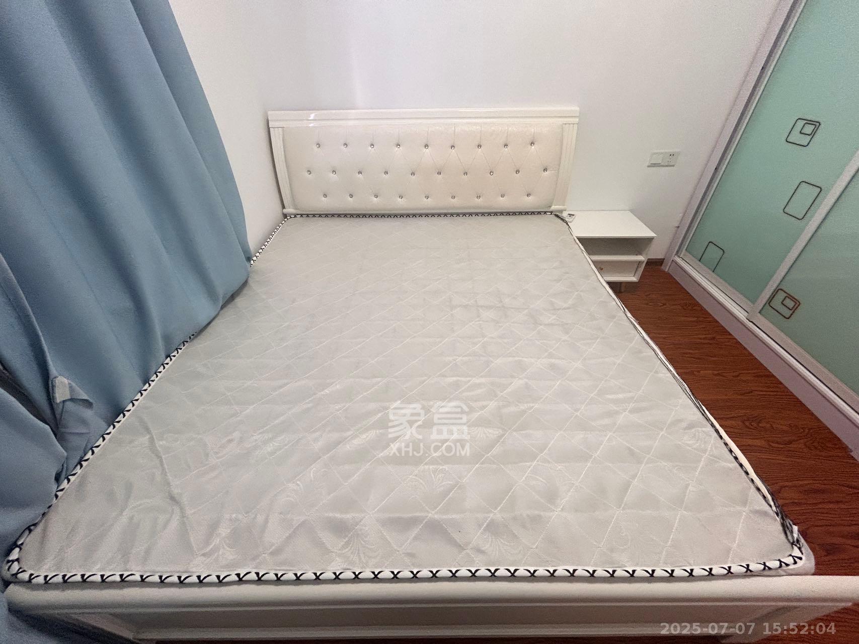 荣悦台  1室1厅1卫    2200.0元/月室内图