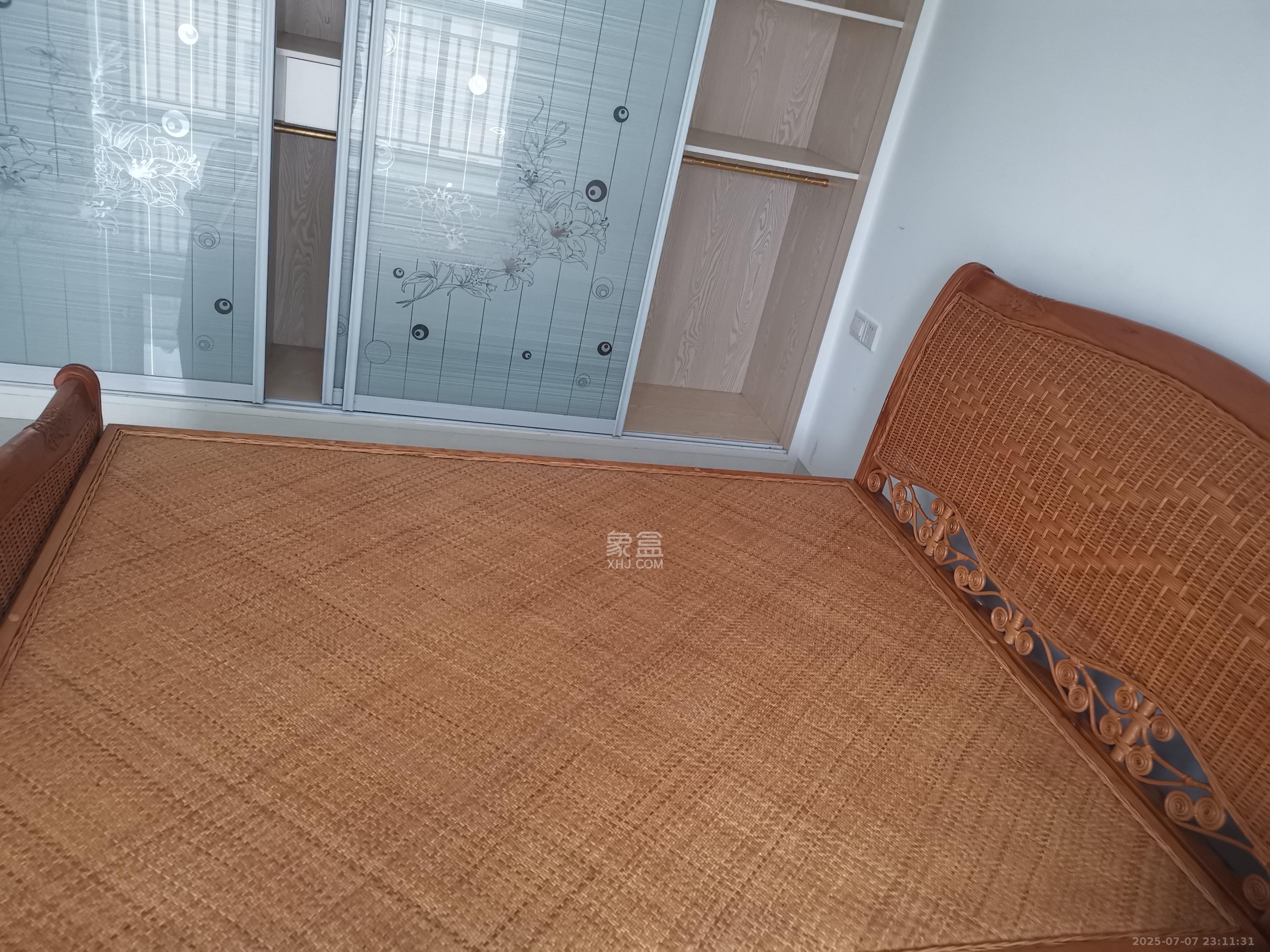 和美星城 2室2厅1卫 2000.0元/月 和美星城 2室2厅1卫 2000.0元/月室内图