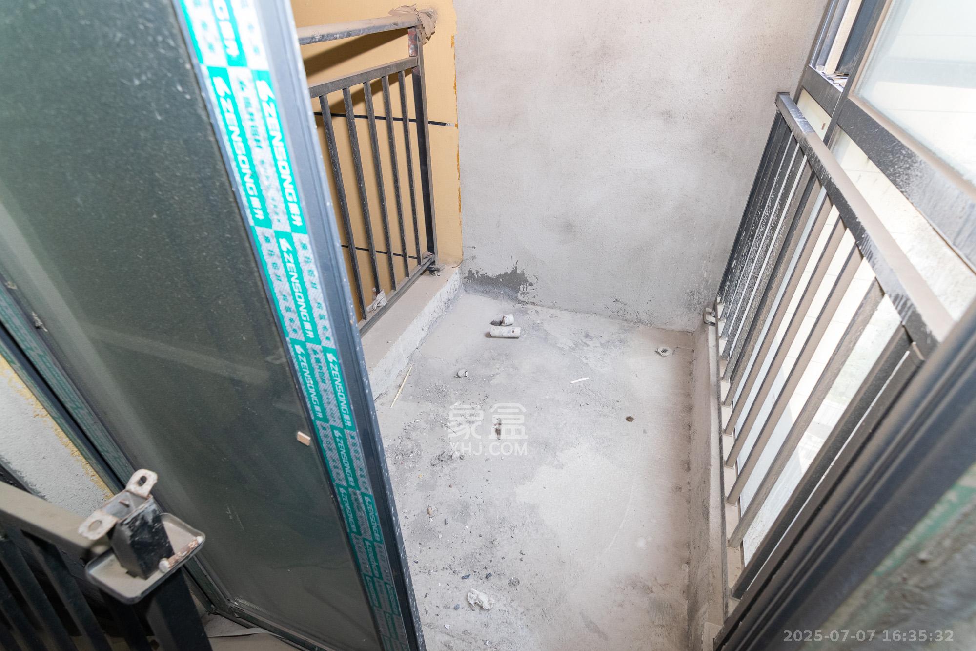 澳海谷山府 4室2厅2卫 100.0万 澳海谷山府 4室2厅2卫 100.0万其他