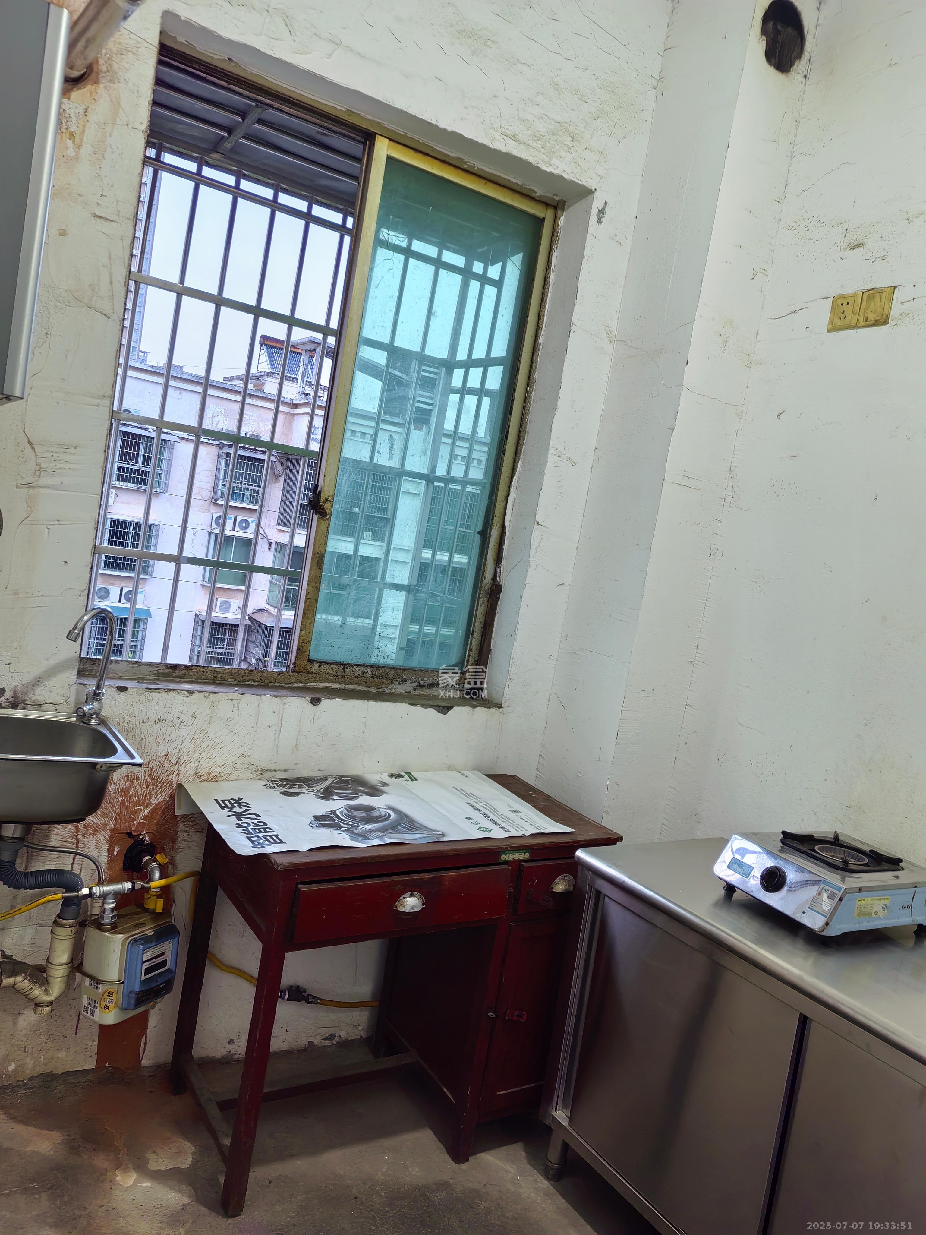 中南汽车世界 3室2厅1卫 1000.0元/月 中南汽车世界 3室2厅1卫 1000.0元/月室内图