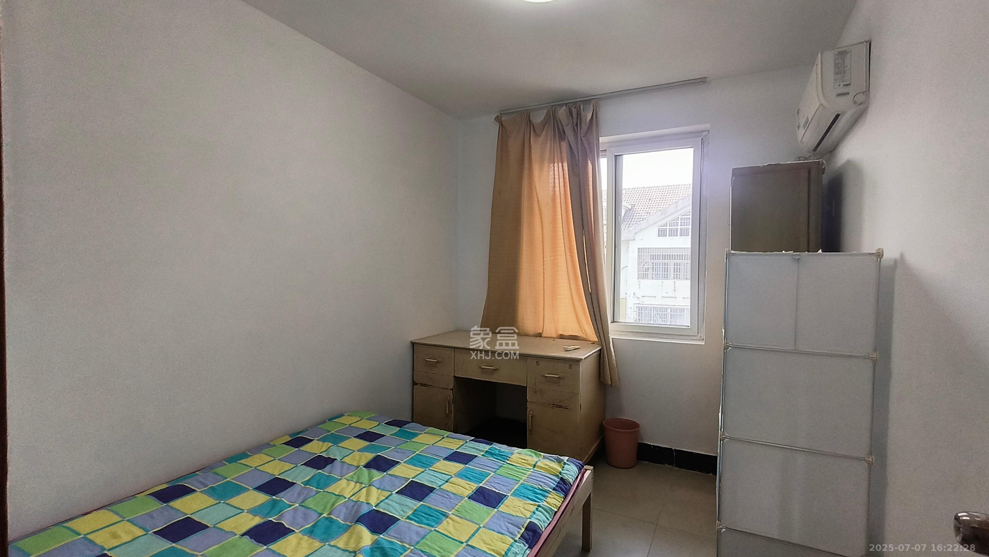 东岸锦城(东方人家)  2室2厅1卫   1400.00元/月室内图