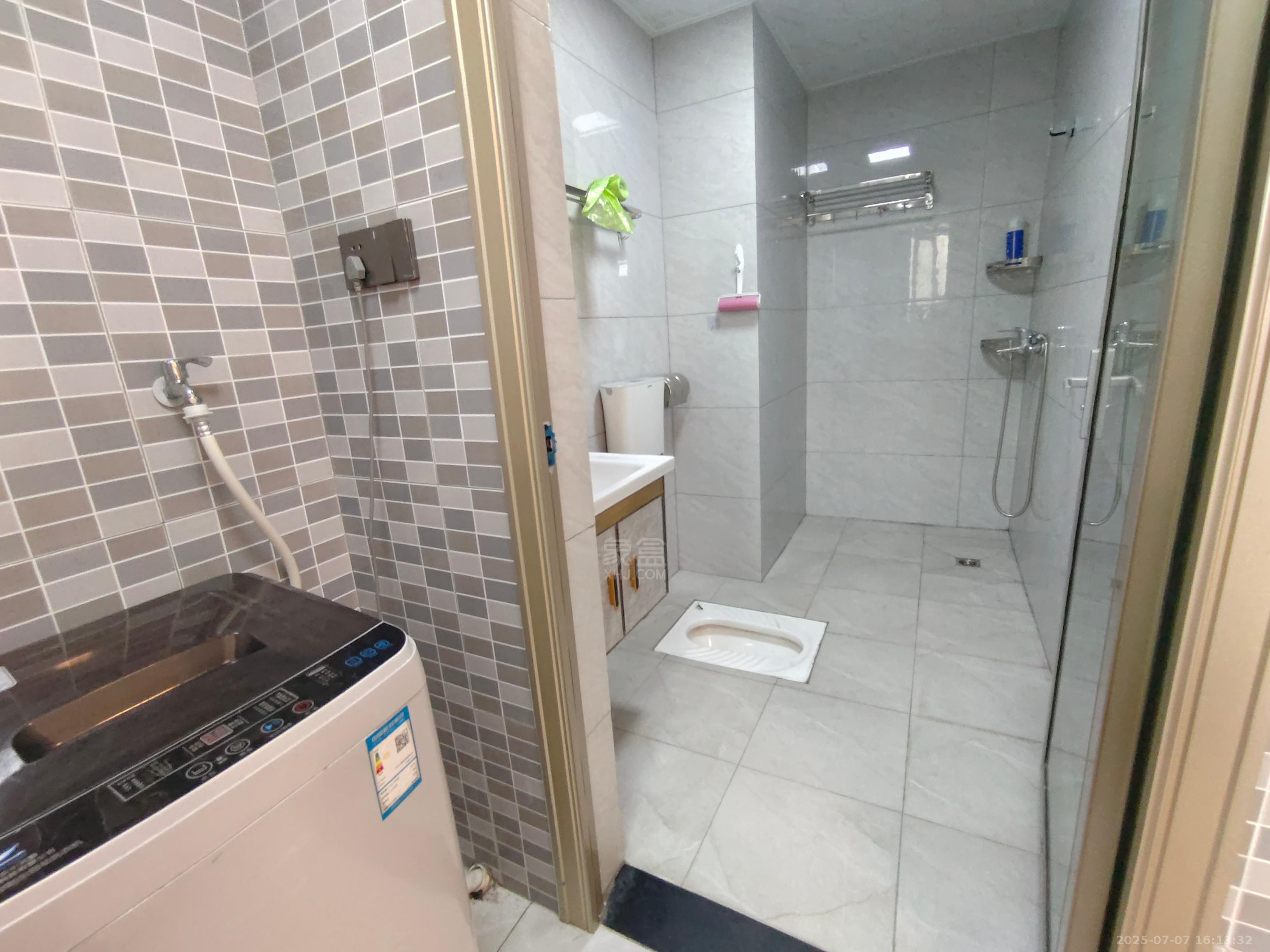 望云印象  1室1厅1卫   1500.00元/月室内图