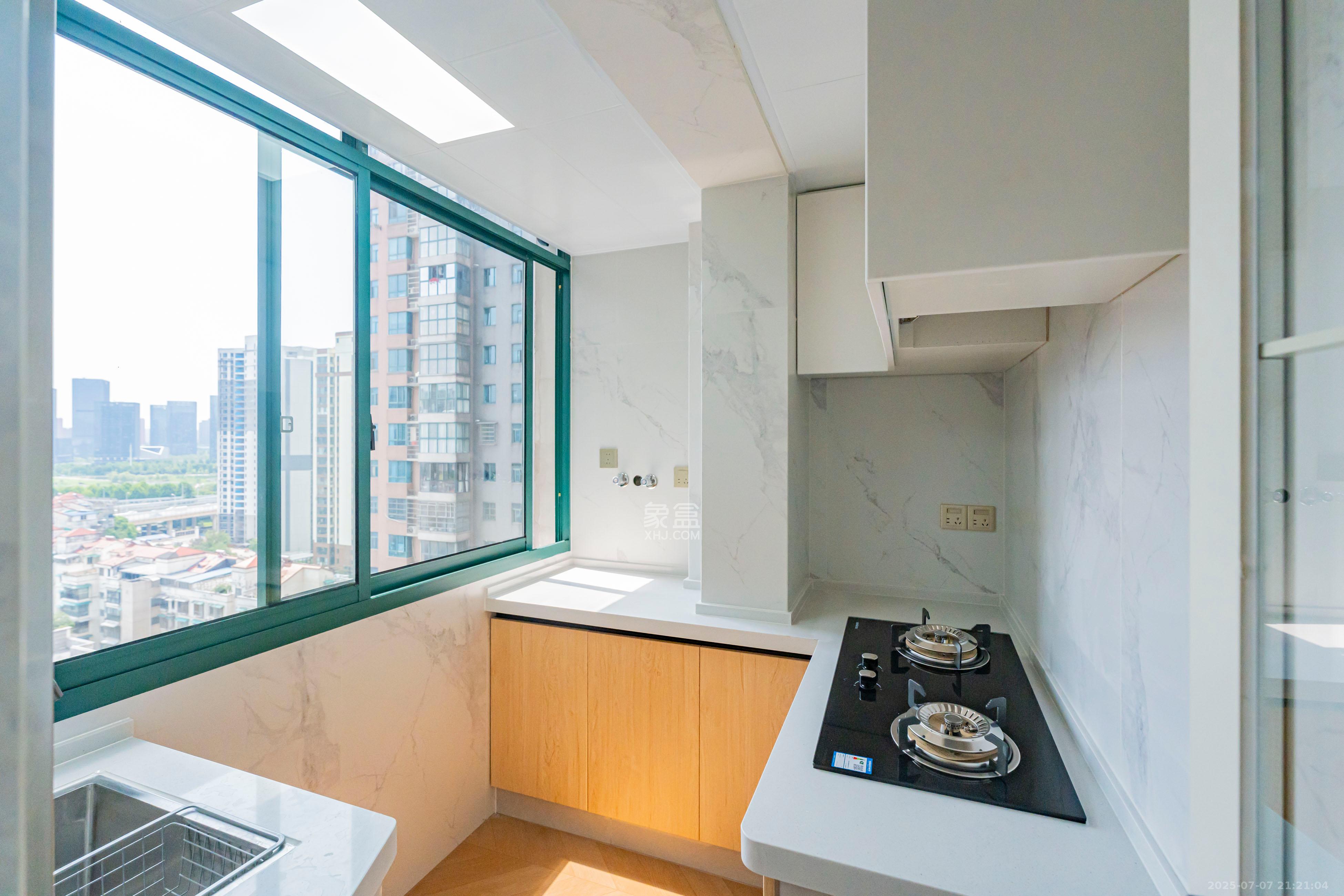 才子佳苑一期/二期 3室2厅1卫 66.0万 才子佳苑一期/二期 3室2厅1卫 66.0万厨房