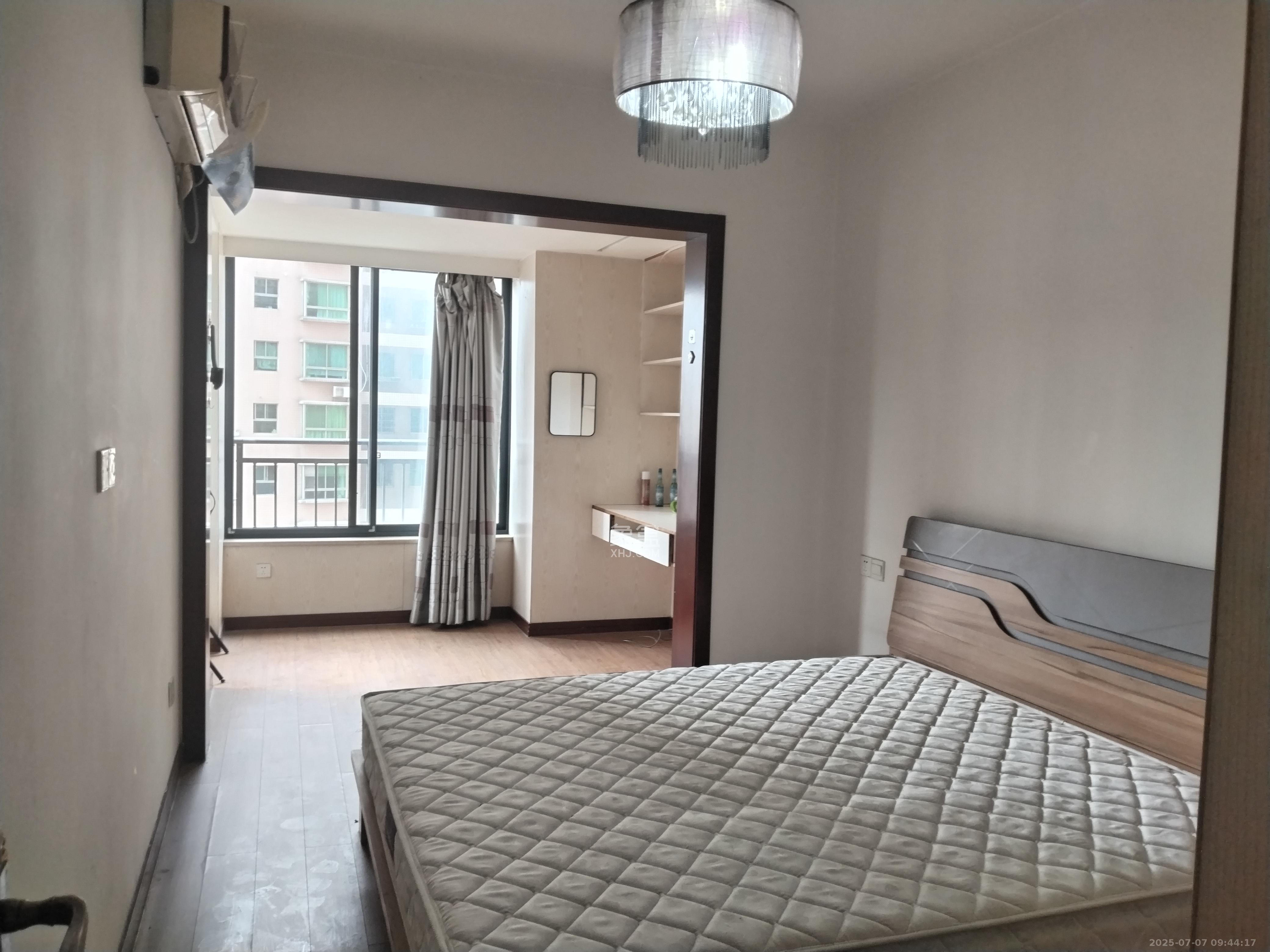 万象新天  4室2厅1卫    2600.0元/月 万象新天  4室2厅1卫    2600.0元/月室内图