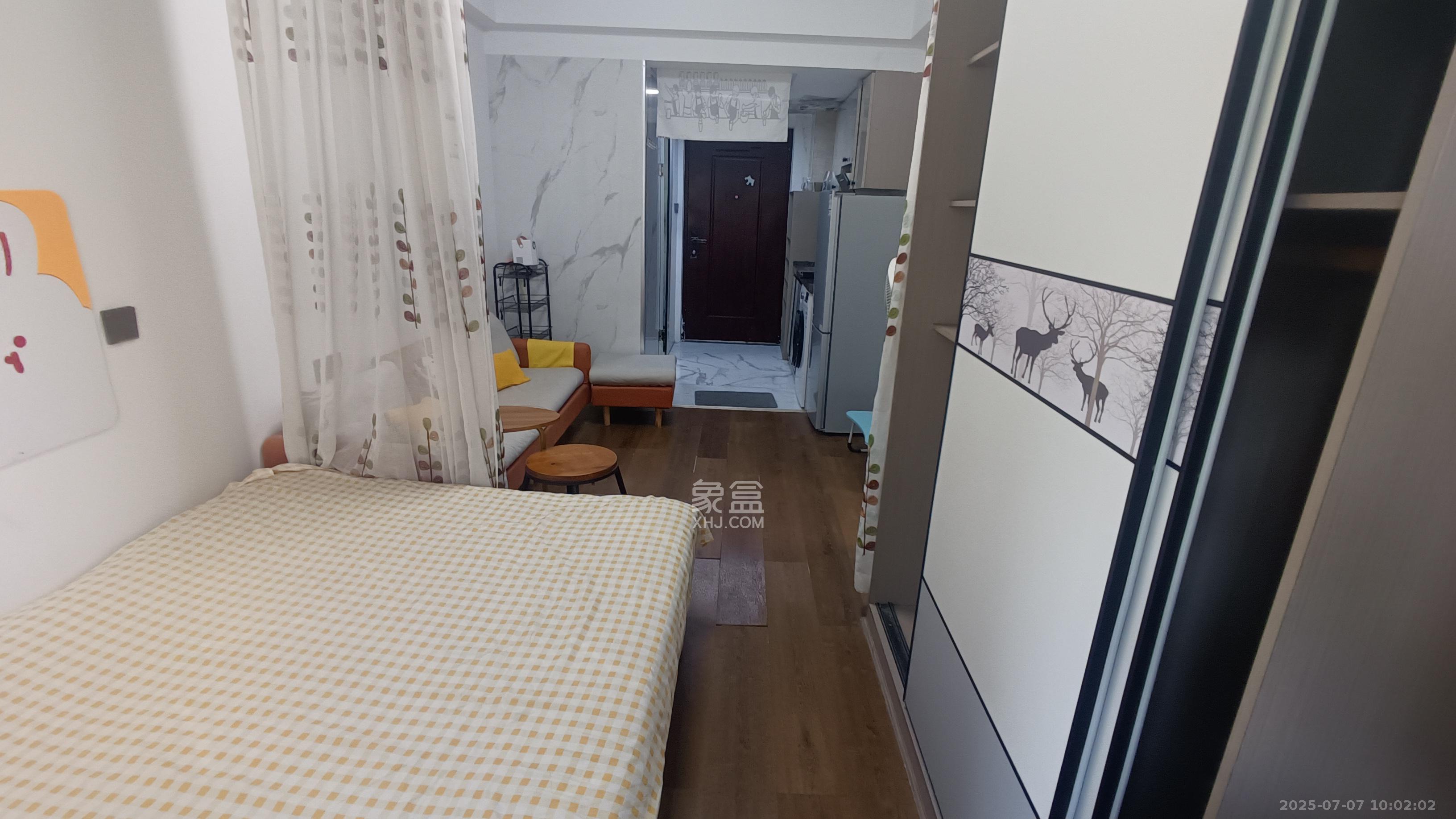 保利海德公园  1室1厅1卫   1700.00元/月室内图