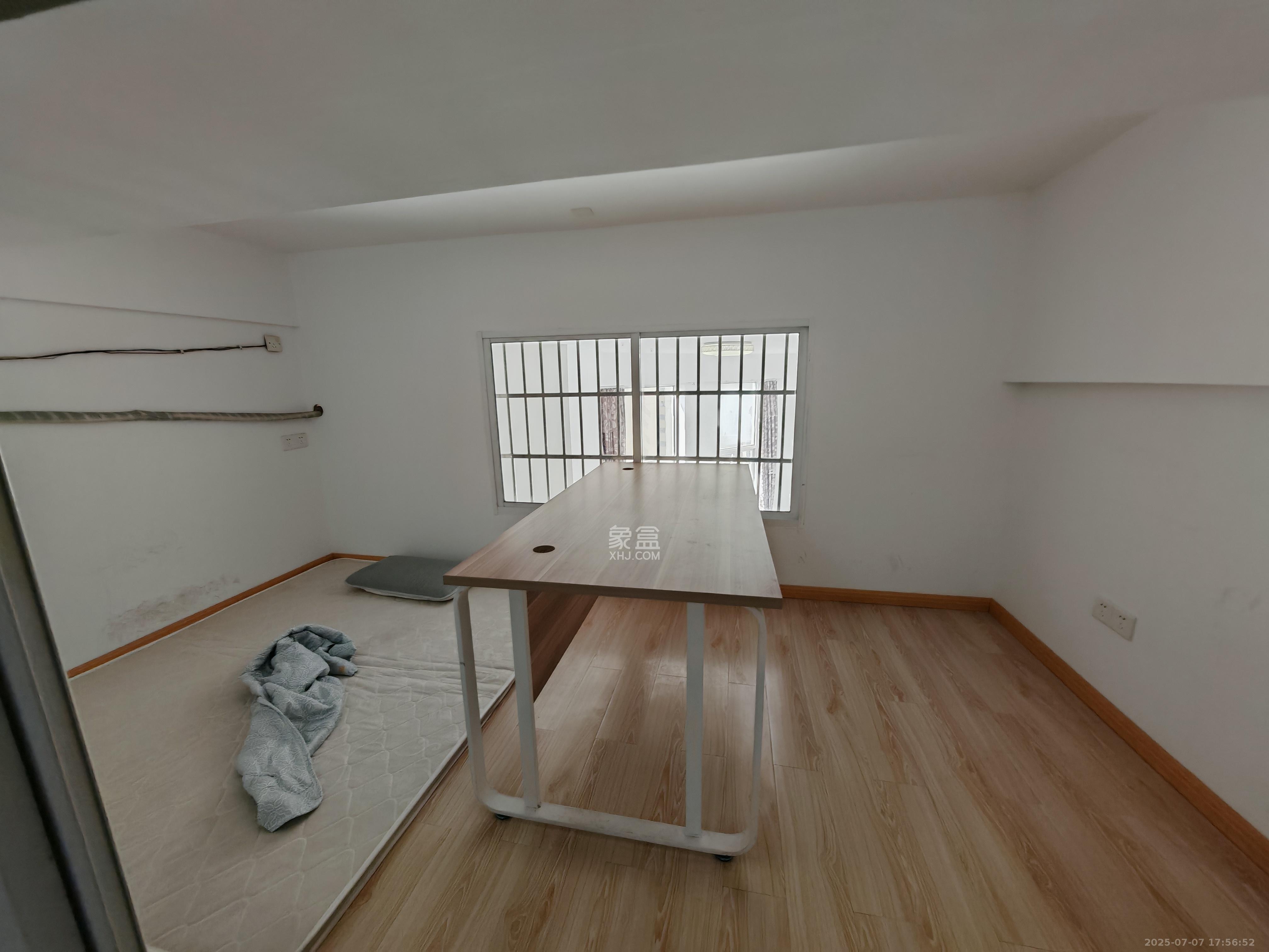 MOMA当代广场 1室1厅1卫 1800.0元/月 MOMA当代广场 1室1厅1卫 1800.0元/月室内图