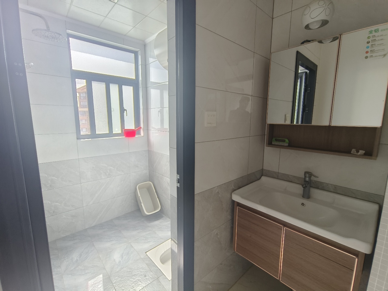 芒果社 2室2厅1卫 2500.0元/月 芒果社 2室2厅1卫 2500.0元/月室内图