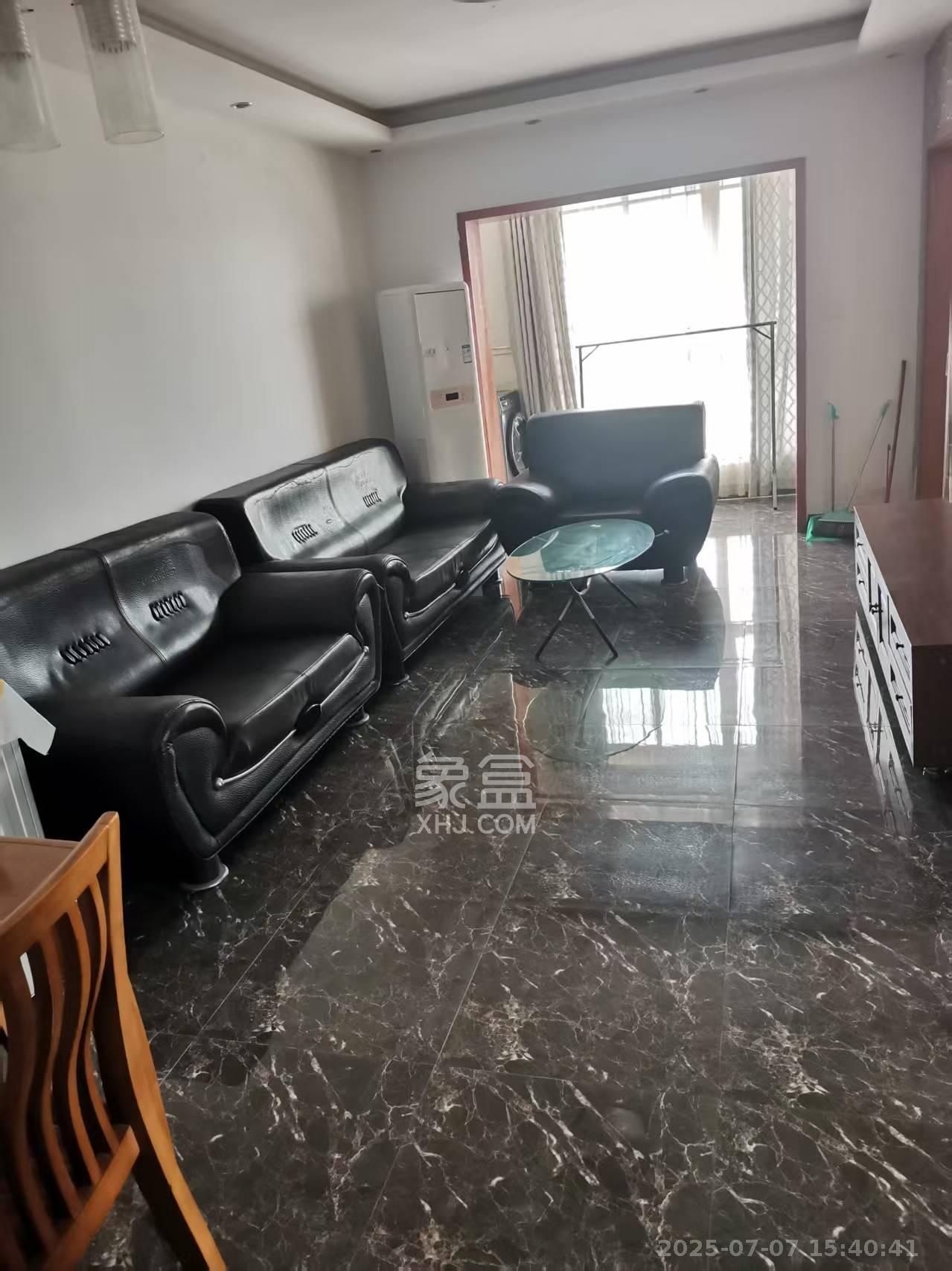 上海城小区 3室2厅1卫 2200.0元/月 上海城小区 3室2厅1卫 2200.0元/月室内图