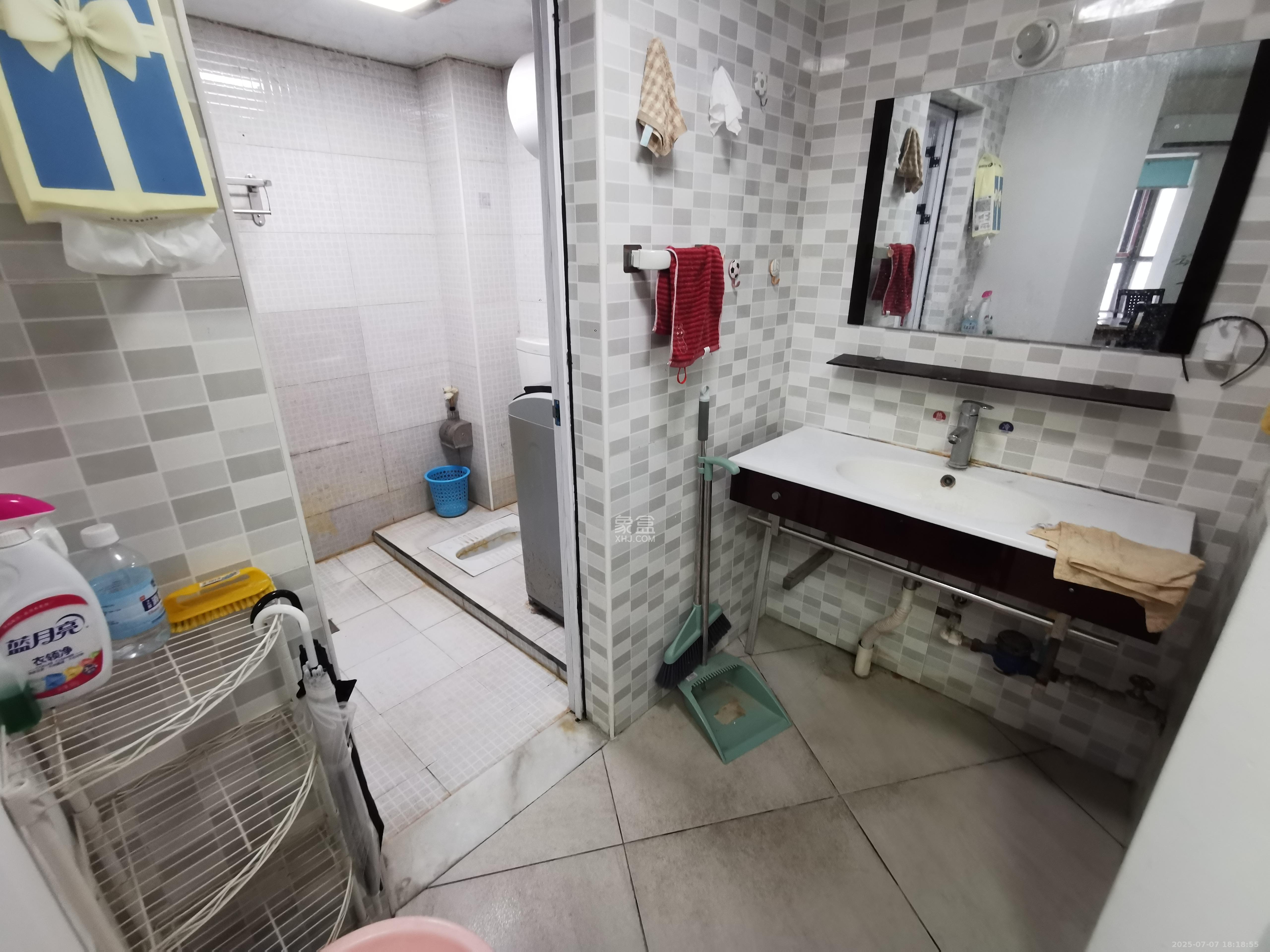 西罗亚大厦 2室1厅1卫 3600.0元/月 西罗亚大厦 2室1厅1卫 3600.0元/月室内图