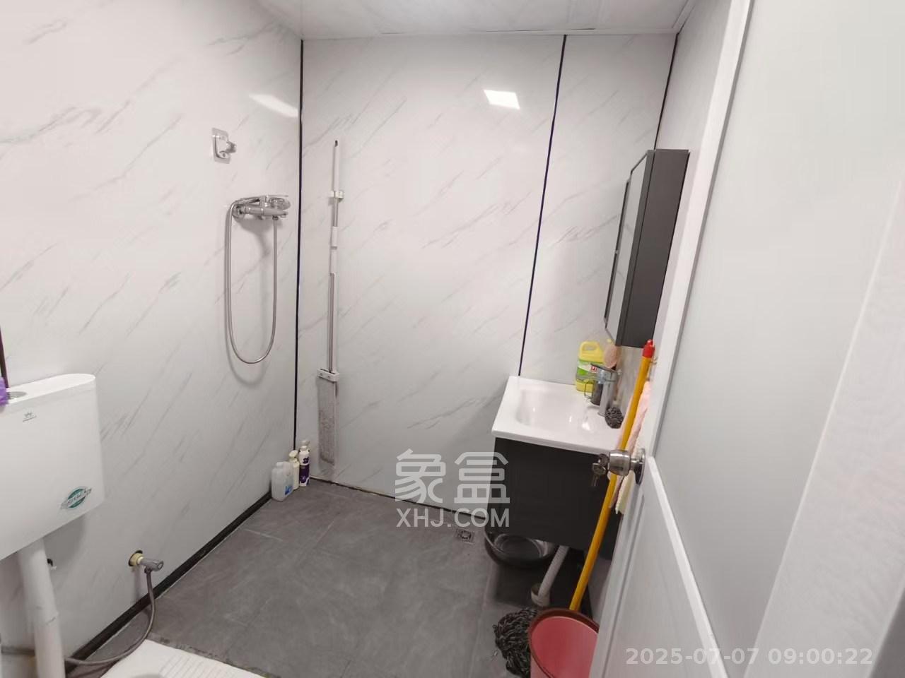 建鑫二期  1室1厅1卫   1200.00元/月室内图