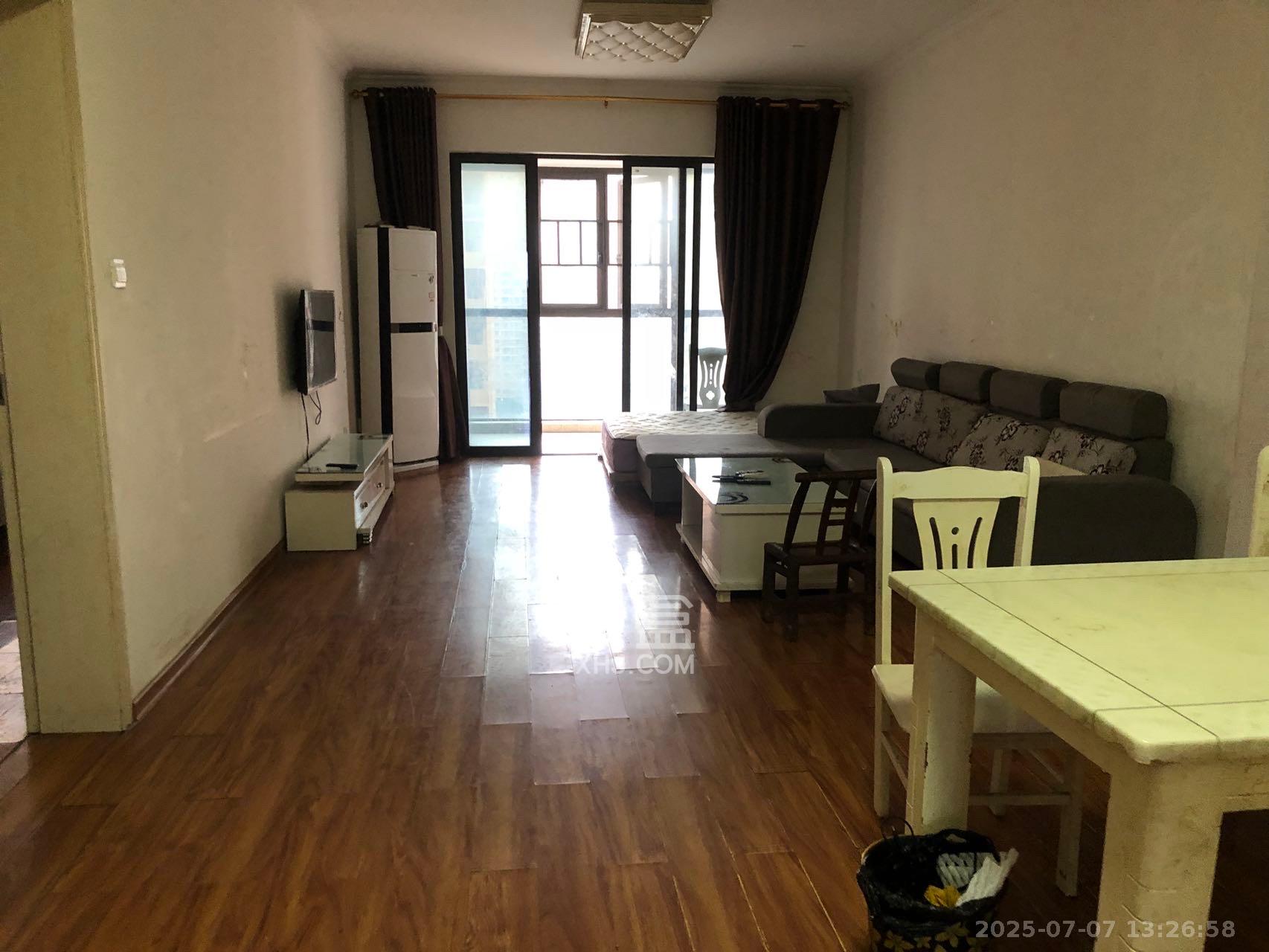 德润小区(丰升德润小区) 1室2厅2卫 2000.0元/月 德润小区(丰升德润小区) 1室2厅2卫 2000.0元/月室内图