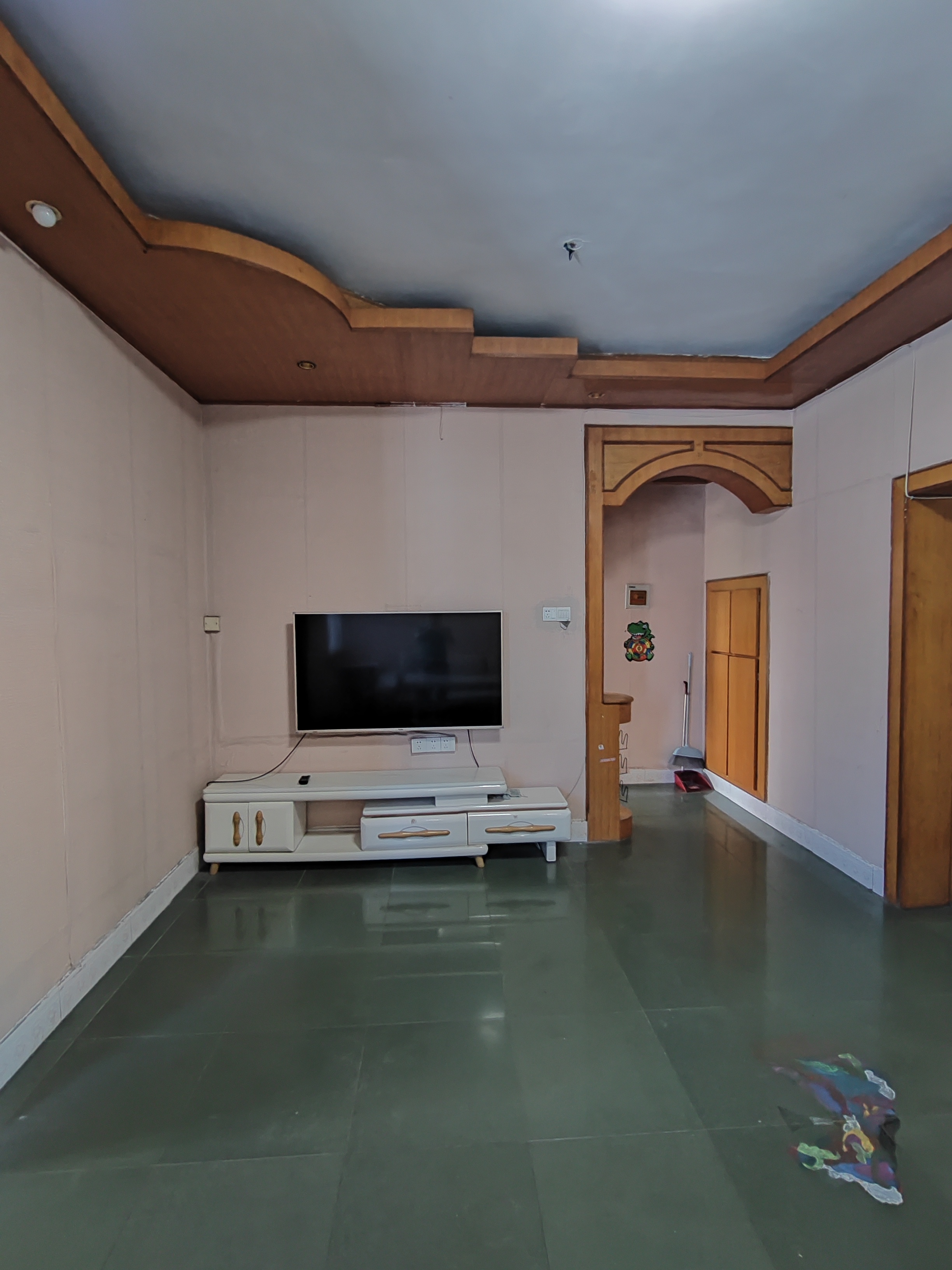 自来水公司家属楼(春檀路) 1室0厅0卫 900.0元/月 自来水公司家属楼(春檀路) 1室0厅0卫 900.0元/月室内图