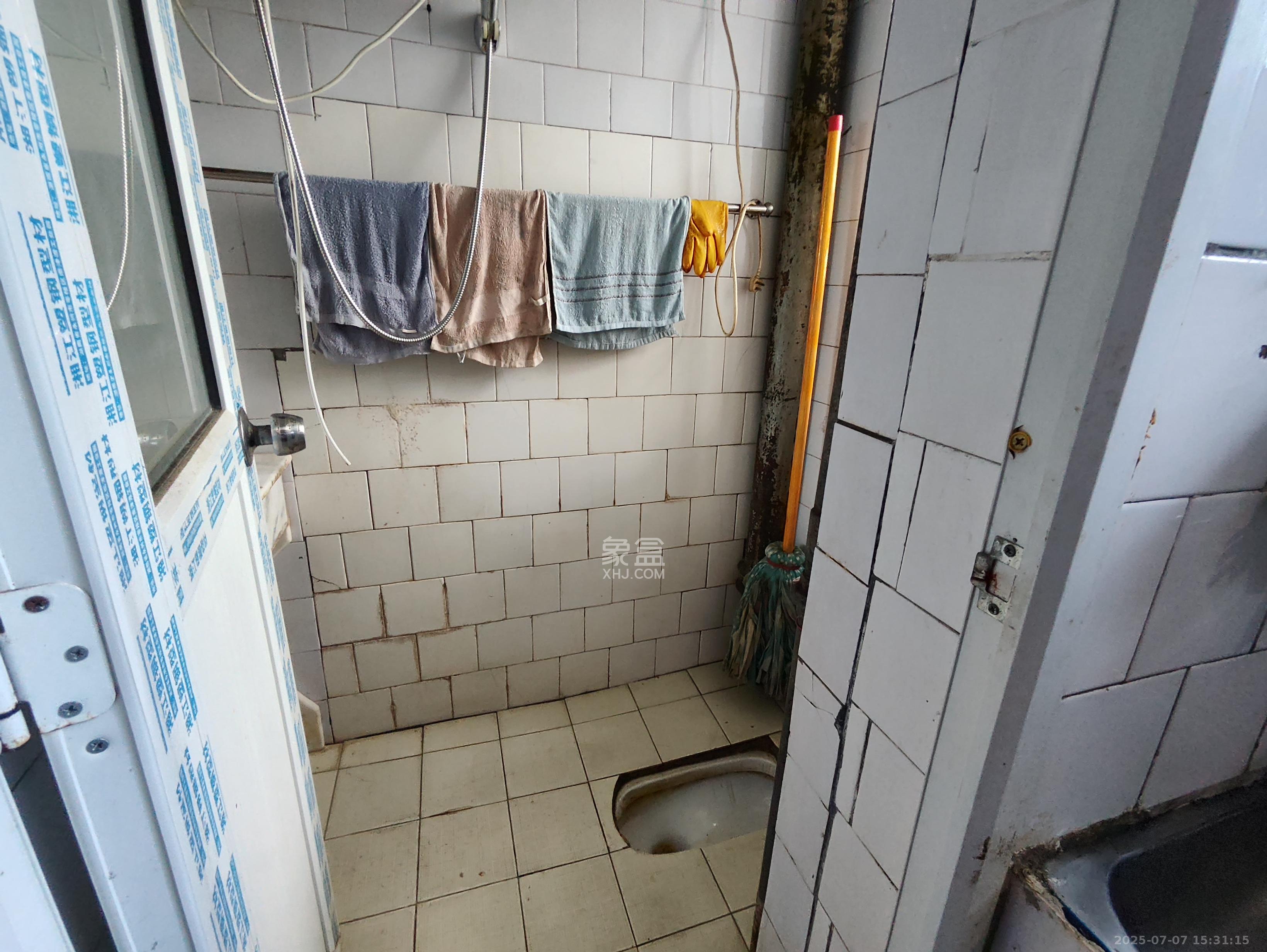 阿弥岭一二片 1室0厅0卫 1500.0元/月 阿弥岭一二片 1室0厅0卫 1500.0元/月室内图