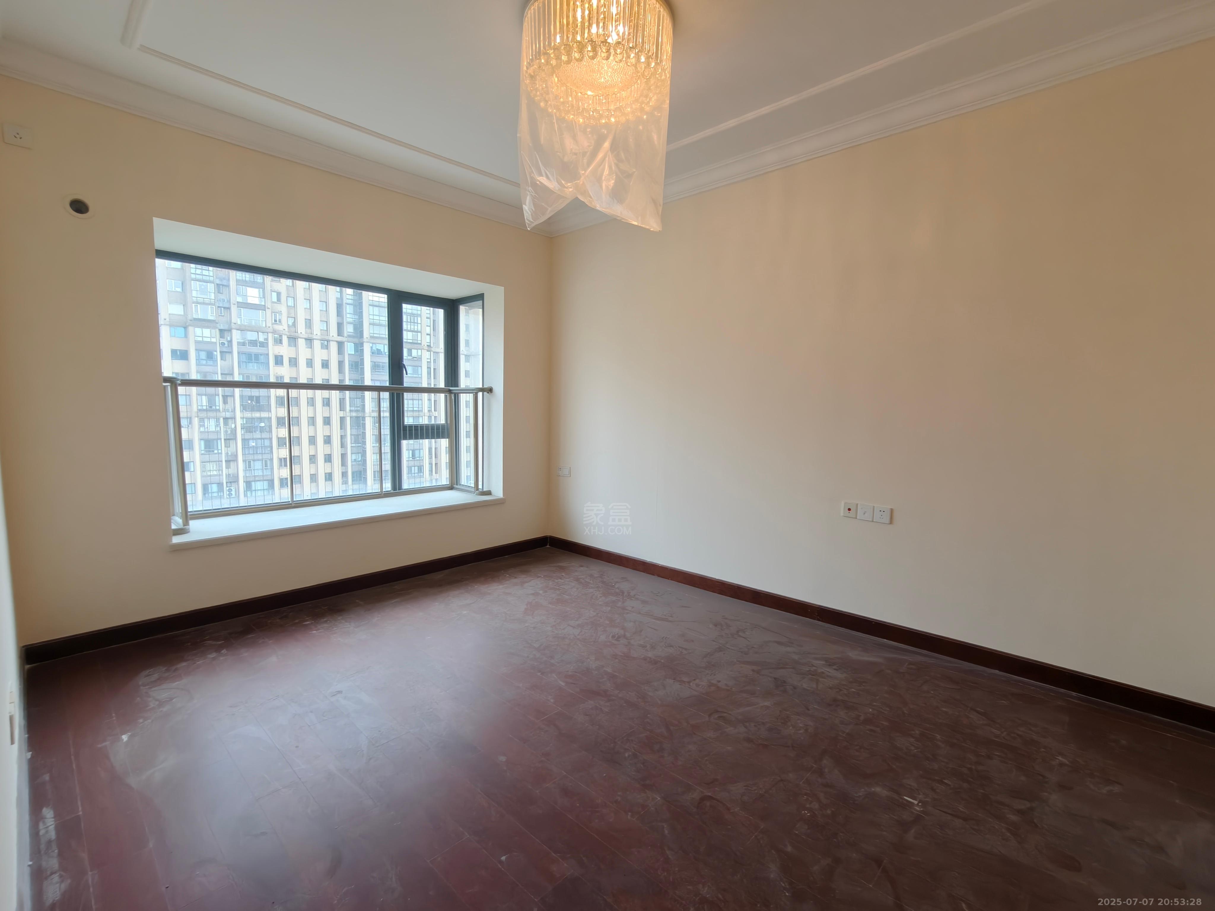 恒大华府 3室2厅1卫 1500.0元/月 恒大华府 3室2厅1卫 1500.0元/月室内图