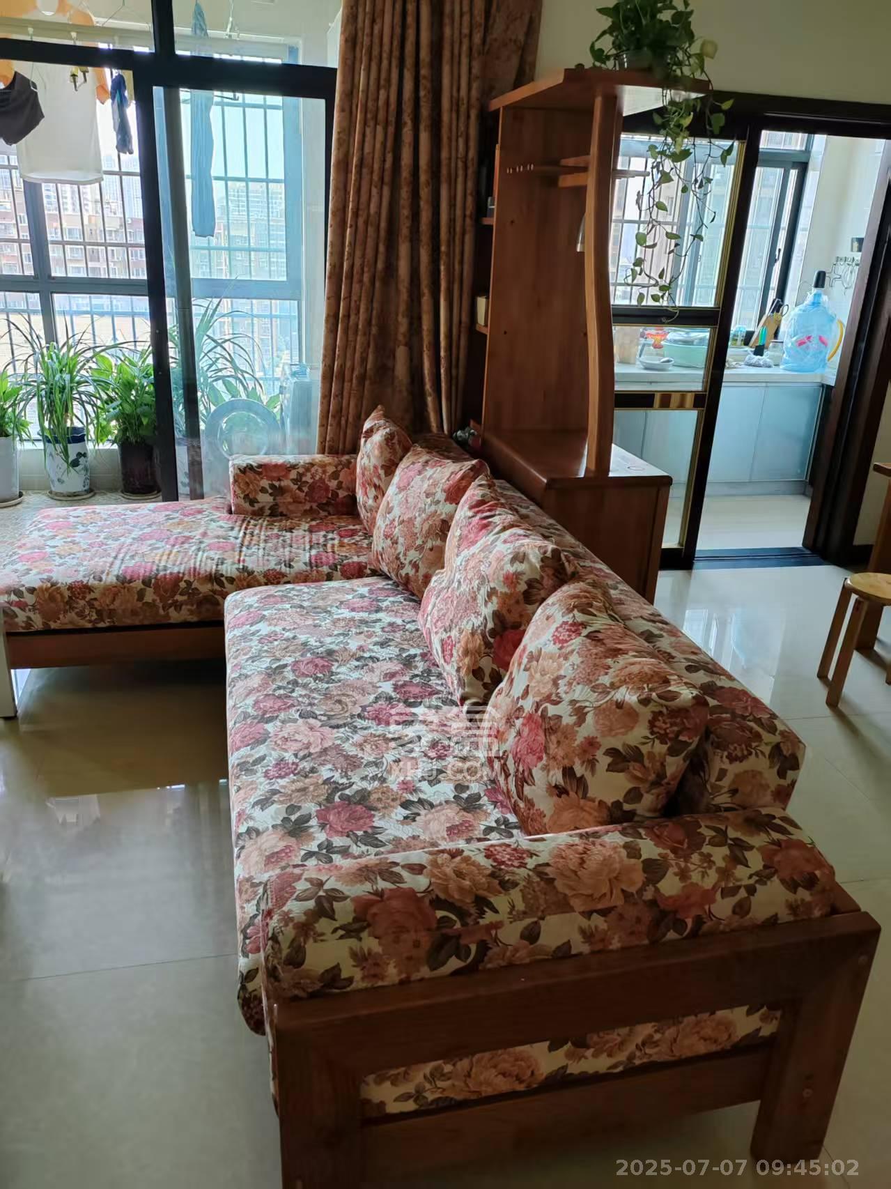 新盛珑璟台 3室2厅2卫 2600.0元/月 新盛珑璟台 3室2厅2卫 2600.0元/月室内图